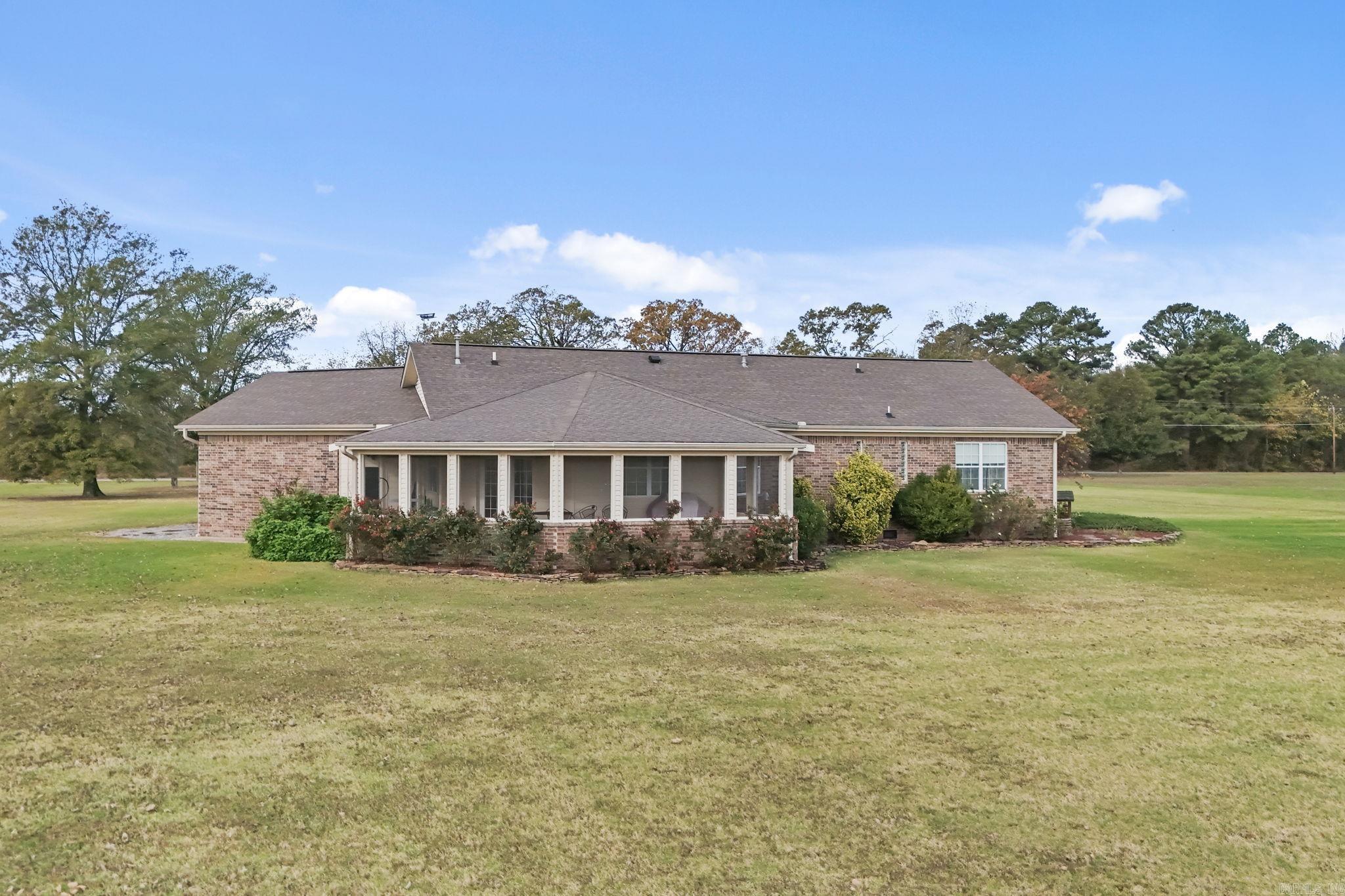 COUNTRY AIR ESTATES - Residential