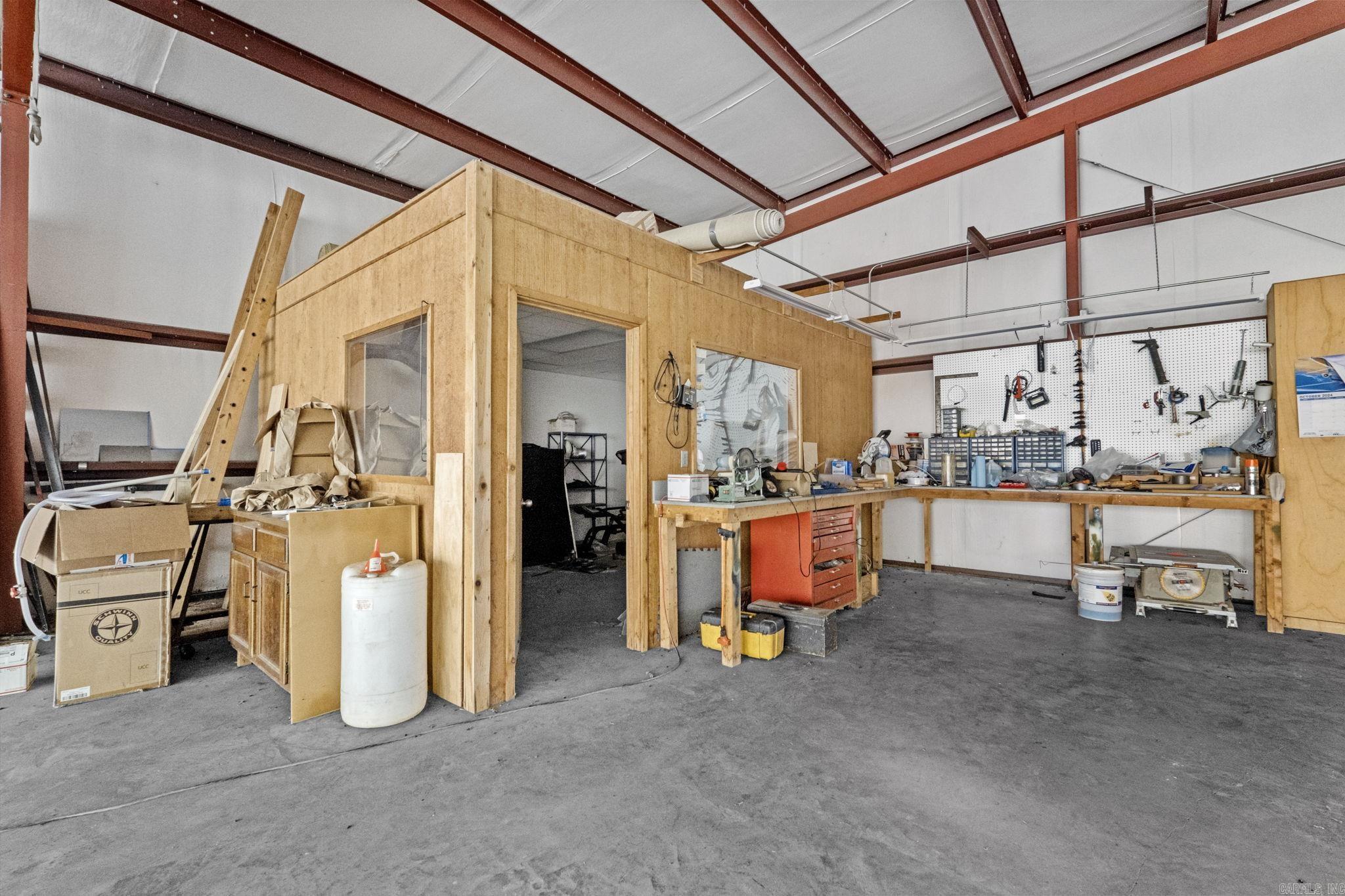 COUNTRY AIR ESTATES - Residential