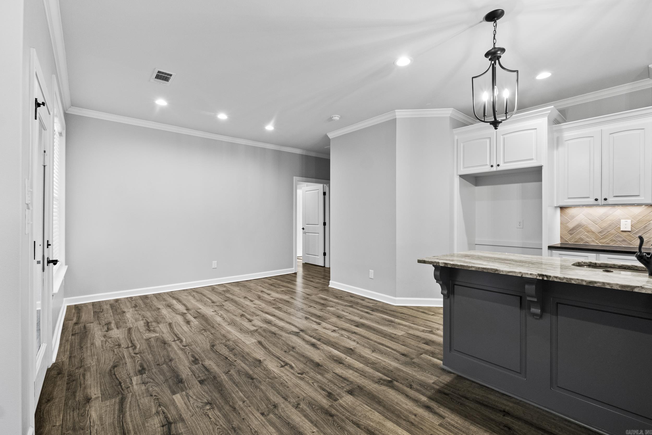 MILLERS GLENN - Residential