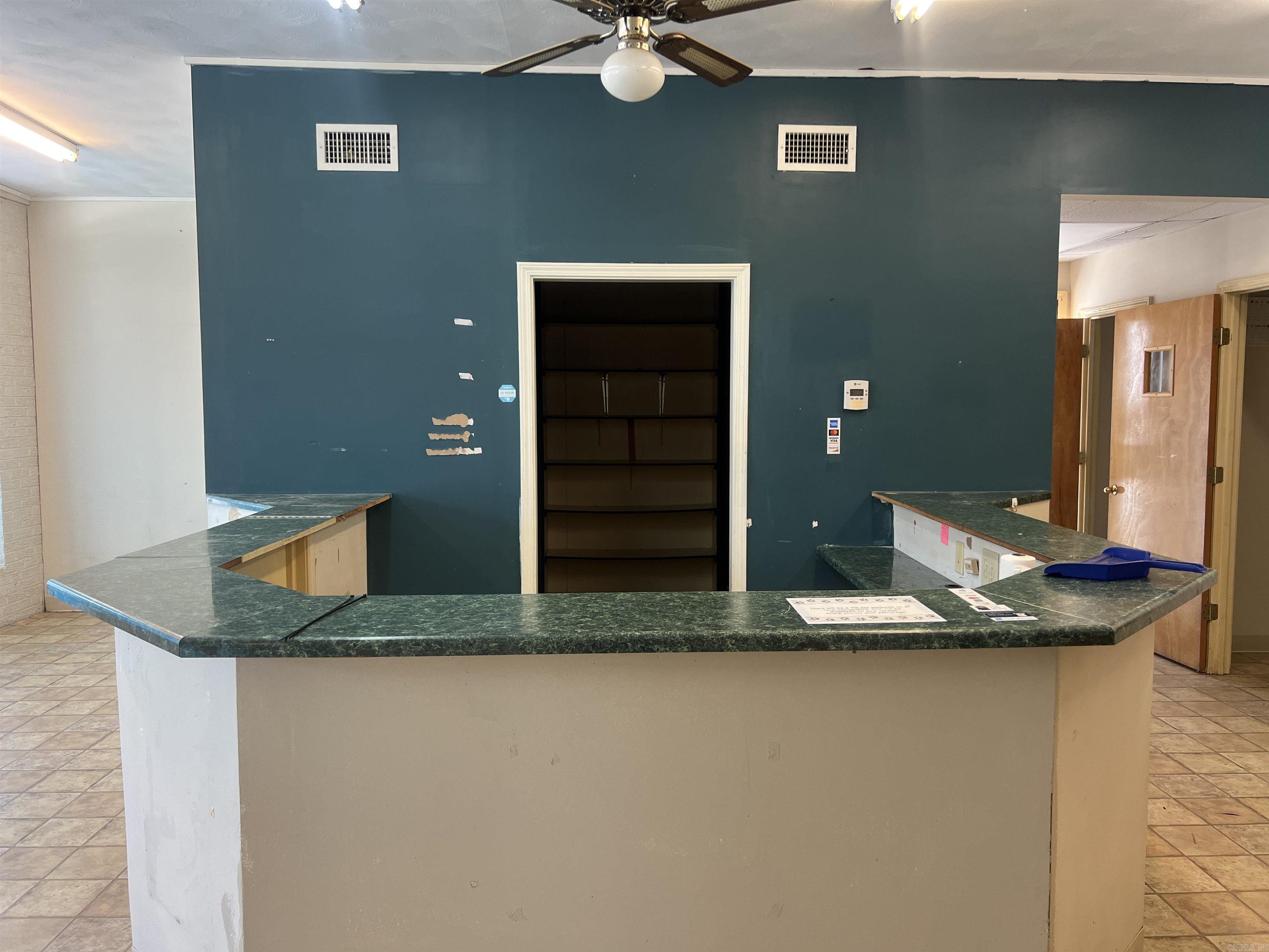 Metes & Bounds - Commercial Sale