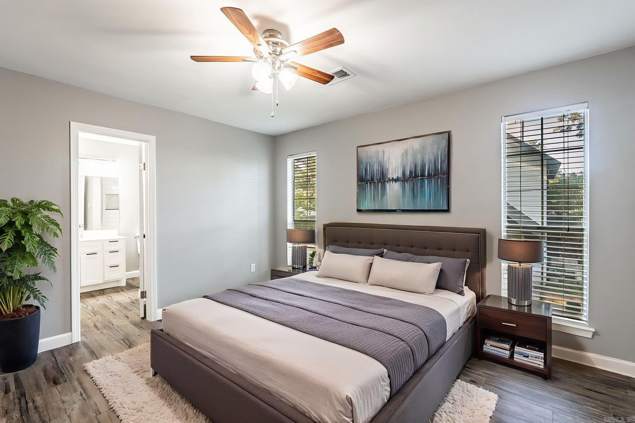 WOODLAND HILLS TO LR - Residential