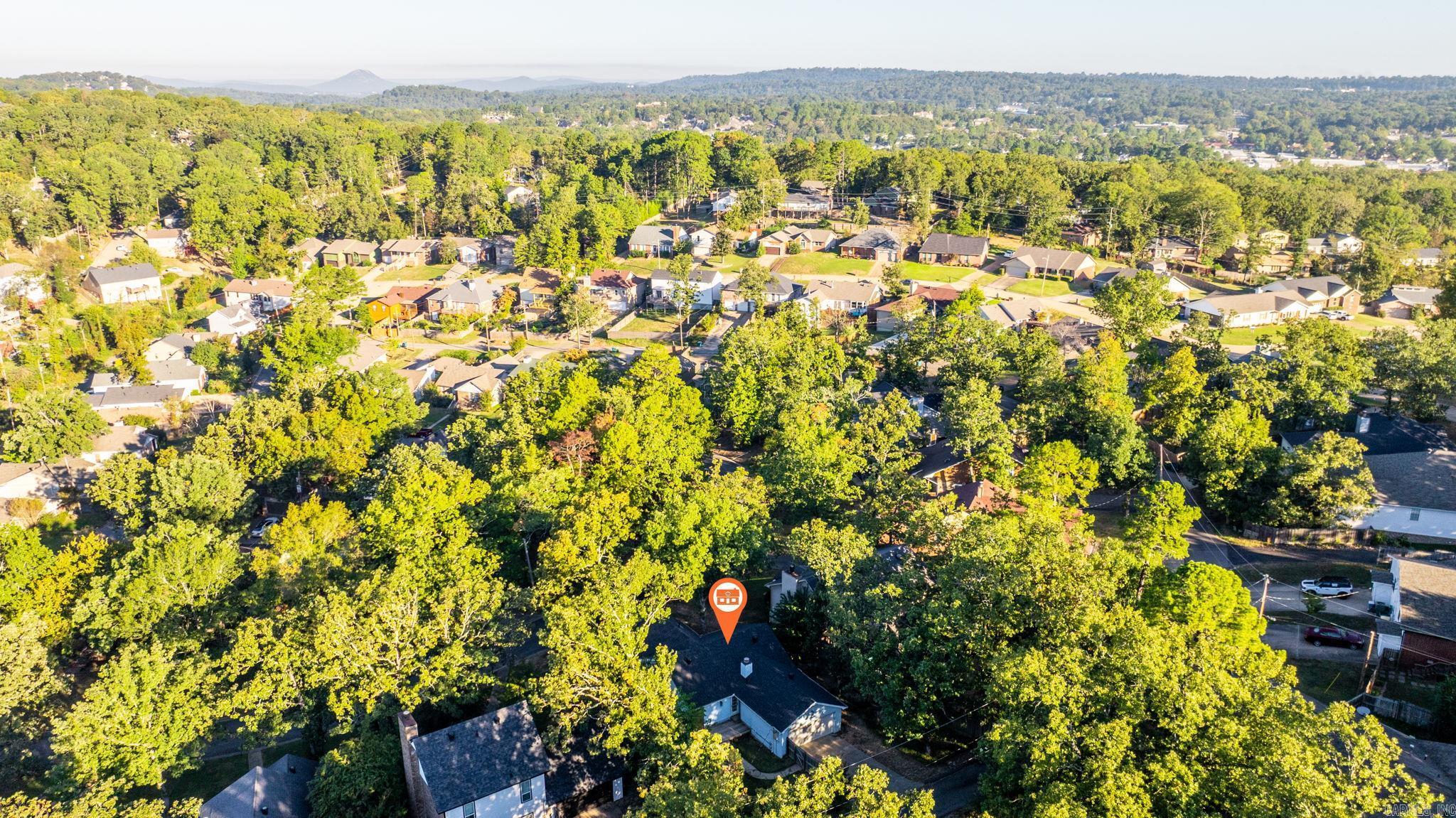 WOODLAND HILLS TO LR - Residential