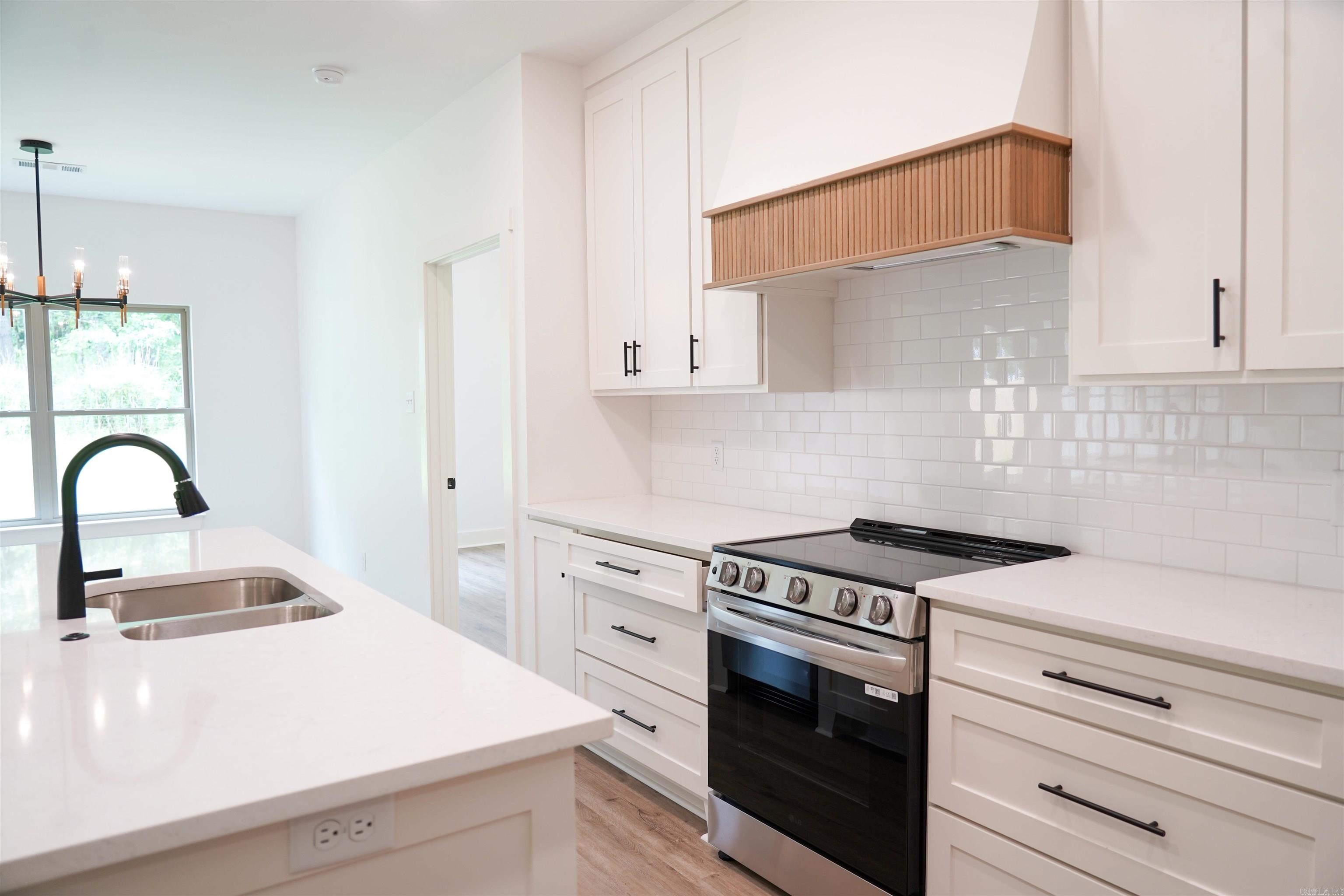 CYPRESS VALLEY - Residential