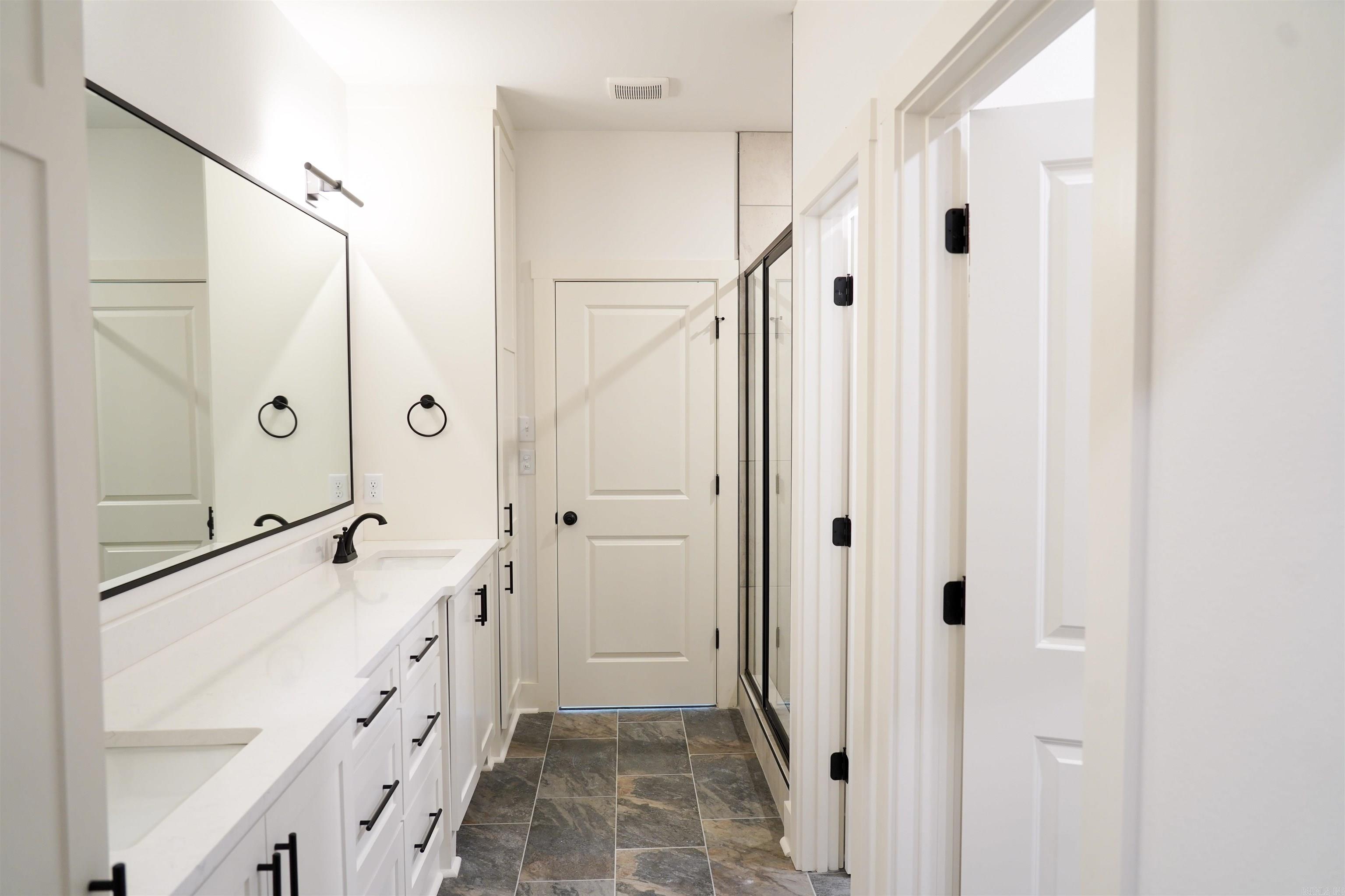 CYPRESS VALLEY - Residential