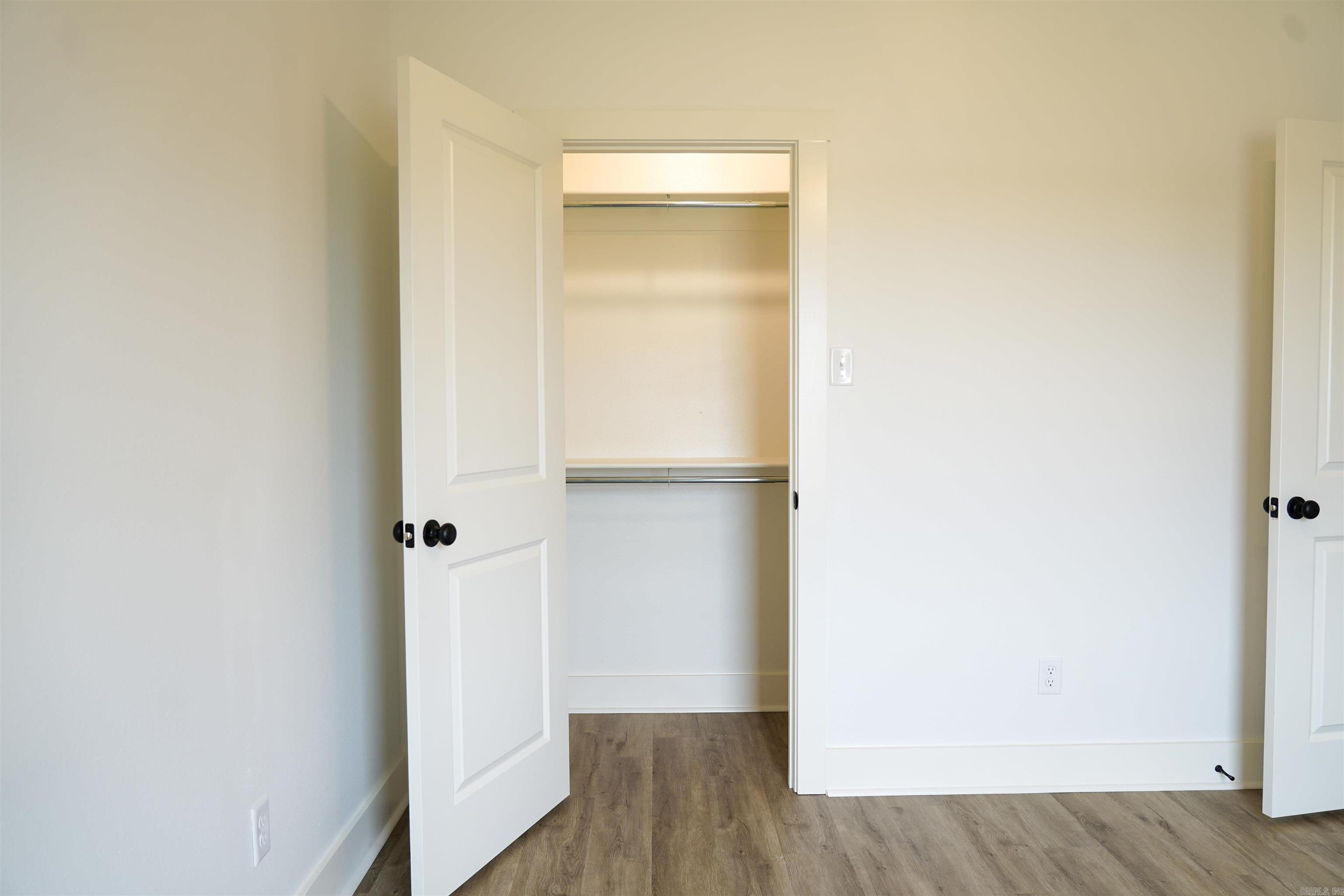 CYPRESS VALLEY - Residential