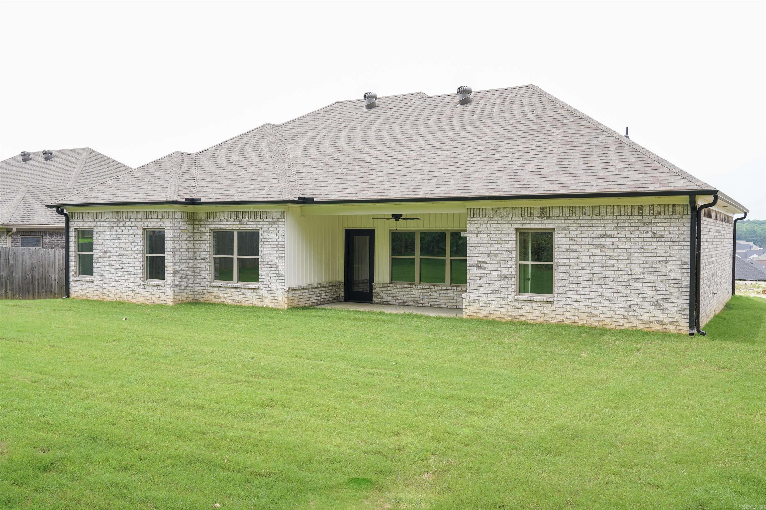 CYPRESS VALLEY - Residential