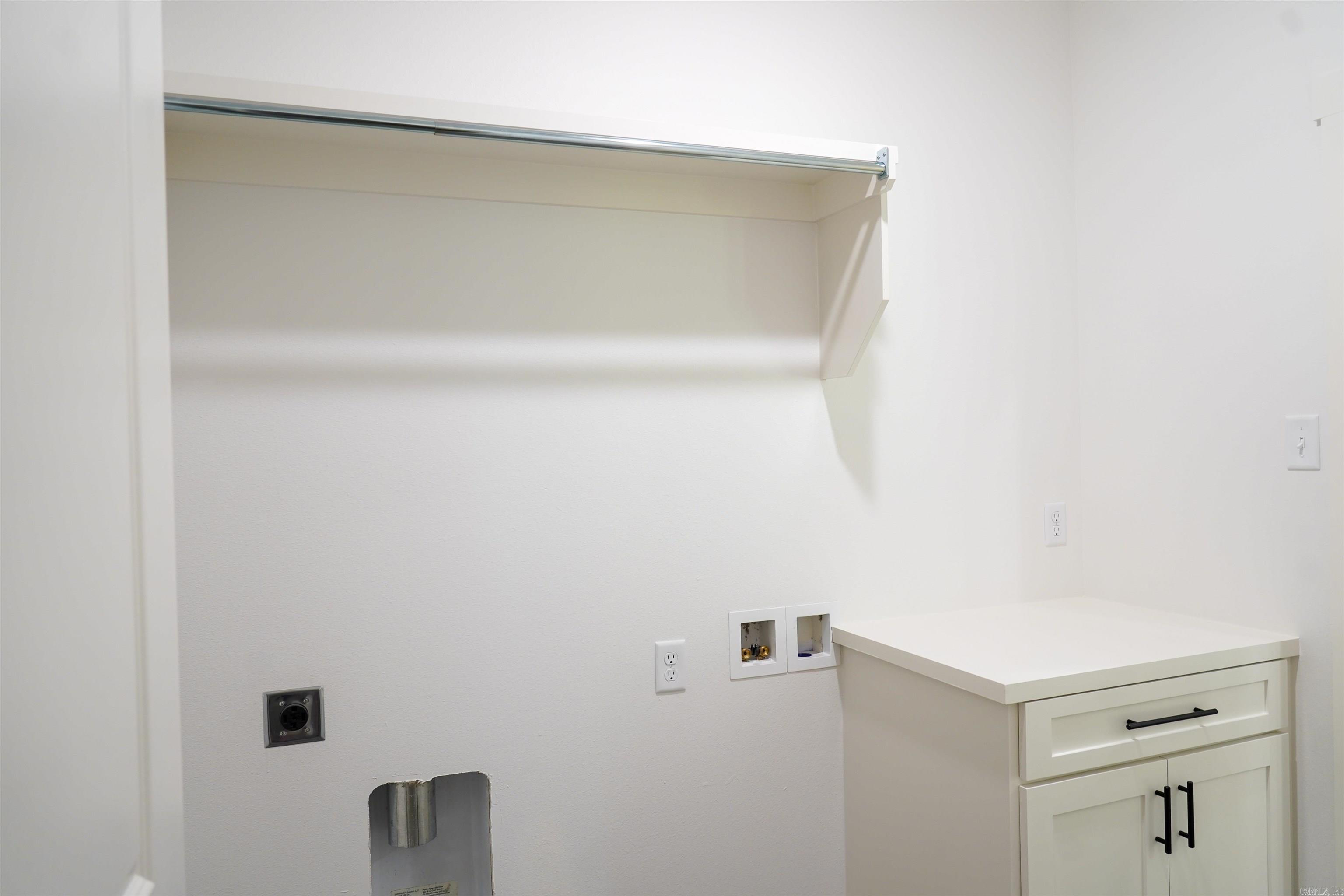 CYPRESS VALLEY - Residential