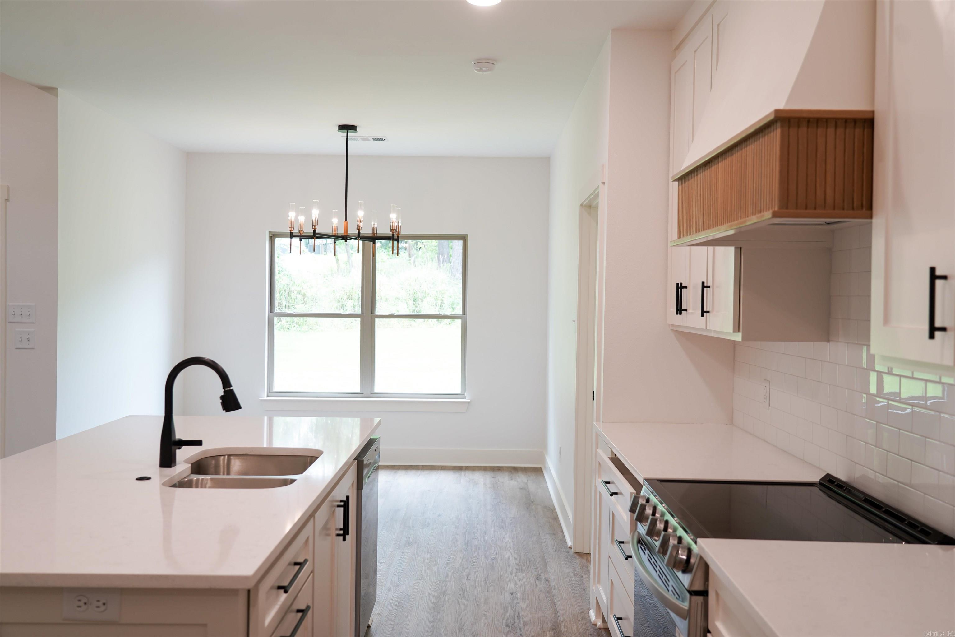 CYPRESS VALLEY - Residential