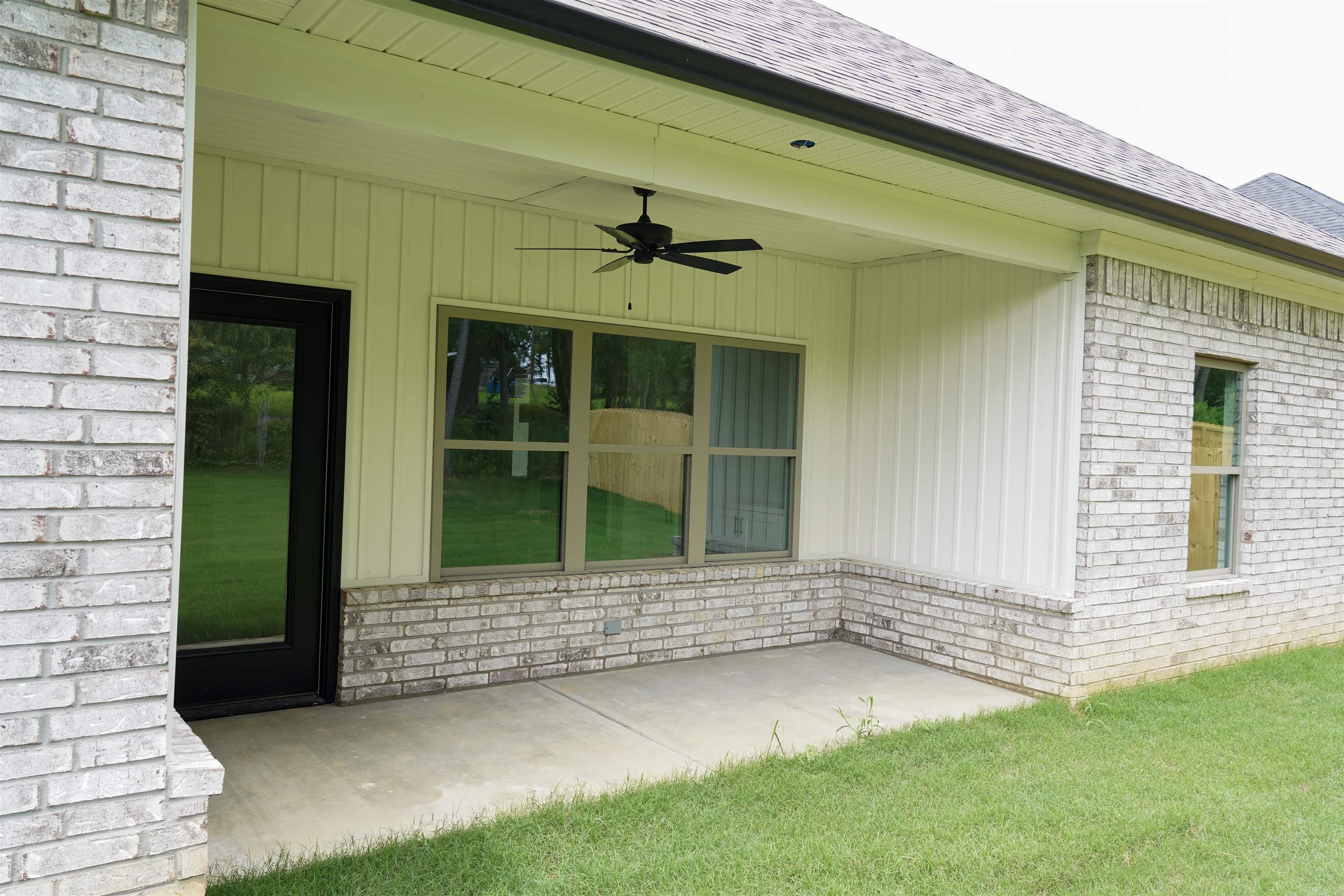 CYPRESS VALLEY - Residential