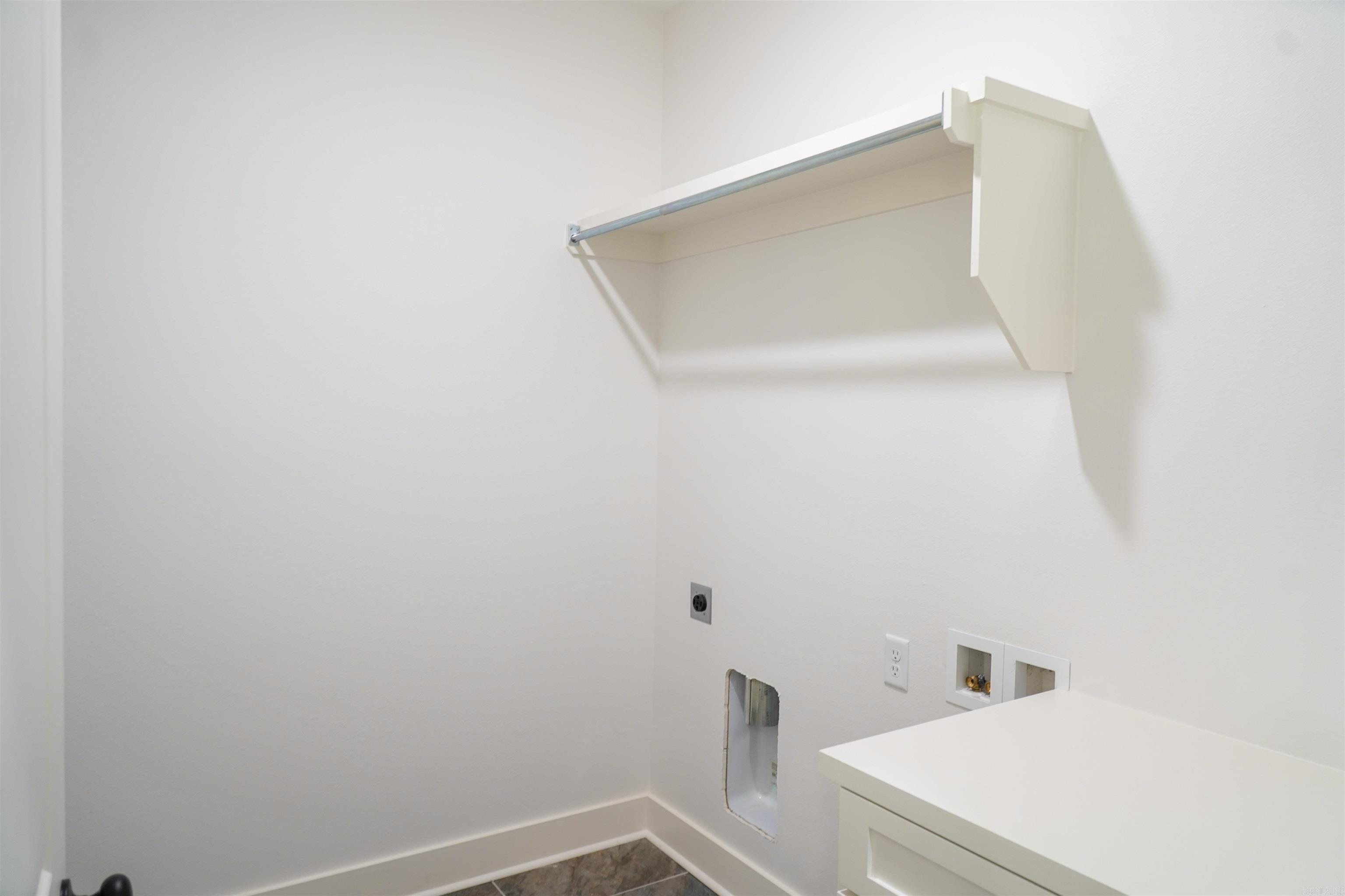 CYPRESS VALLEY - Residential