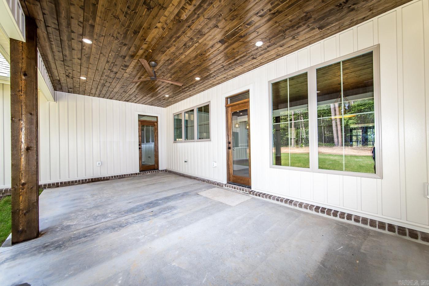 GRAND ISLE - Residential