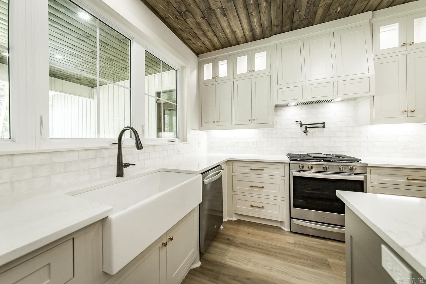 GRAND ISLE - Residential