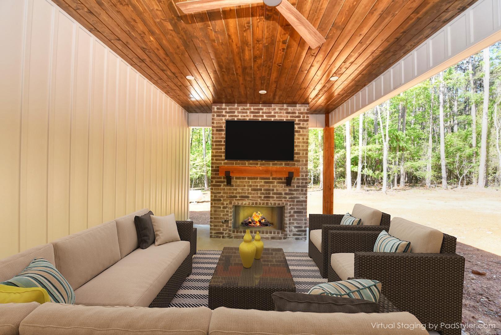 GRAND ISLE - Residential