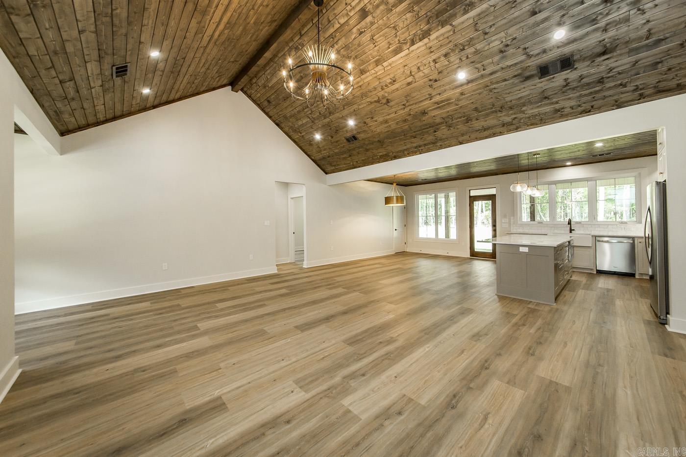 GRAND ISLE - Residential