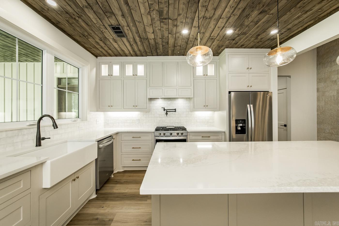 GRAND ISLE - Residential