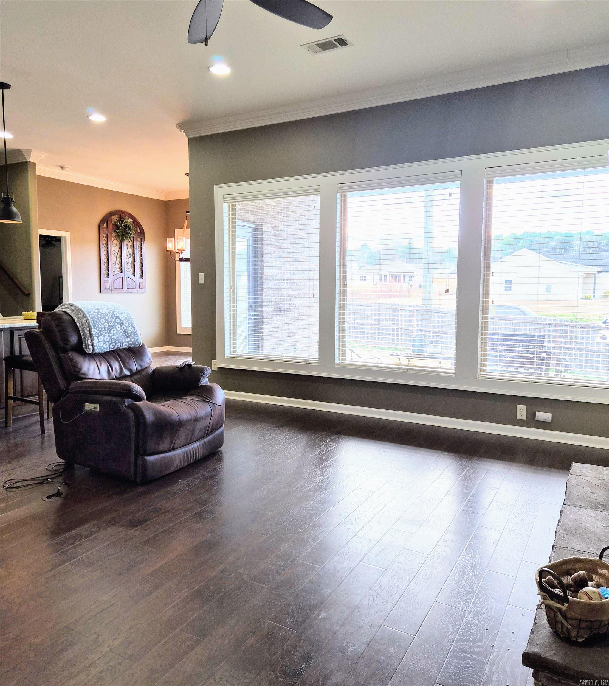 MAGNOLIA VILLAGE - Residential