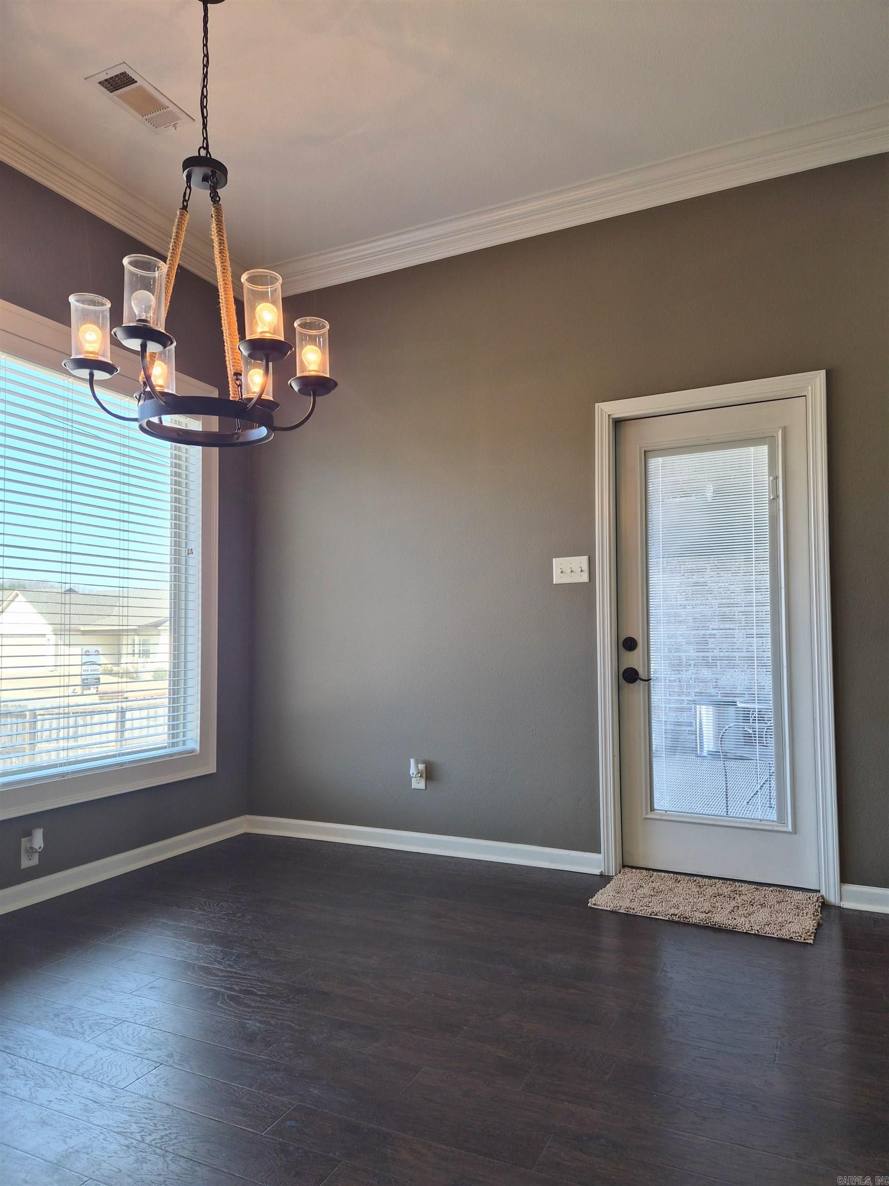 MAGNOLIA VILLAGE - Residential