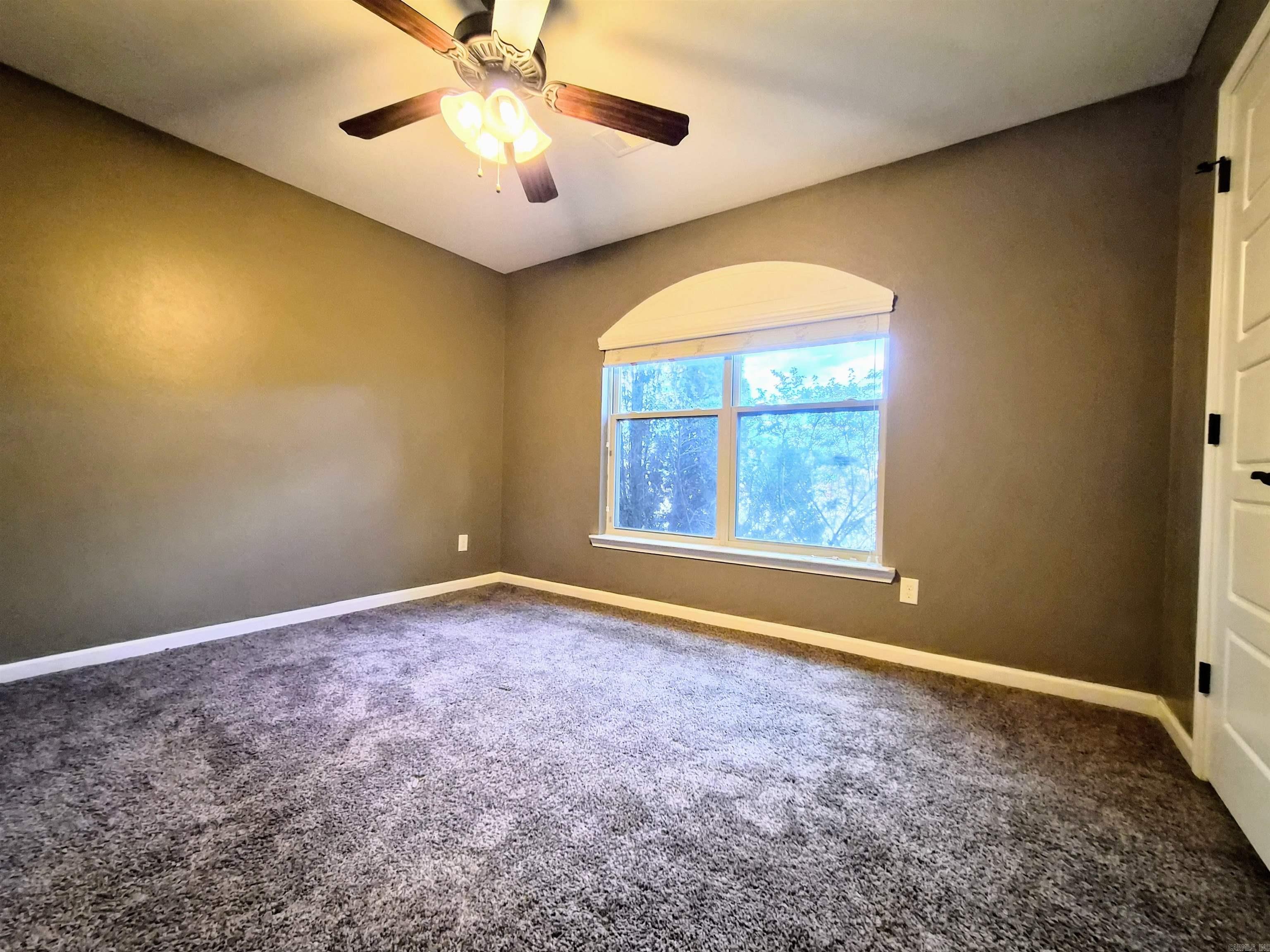 MAGNOLIA VILLAGE - Residential