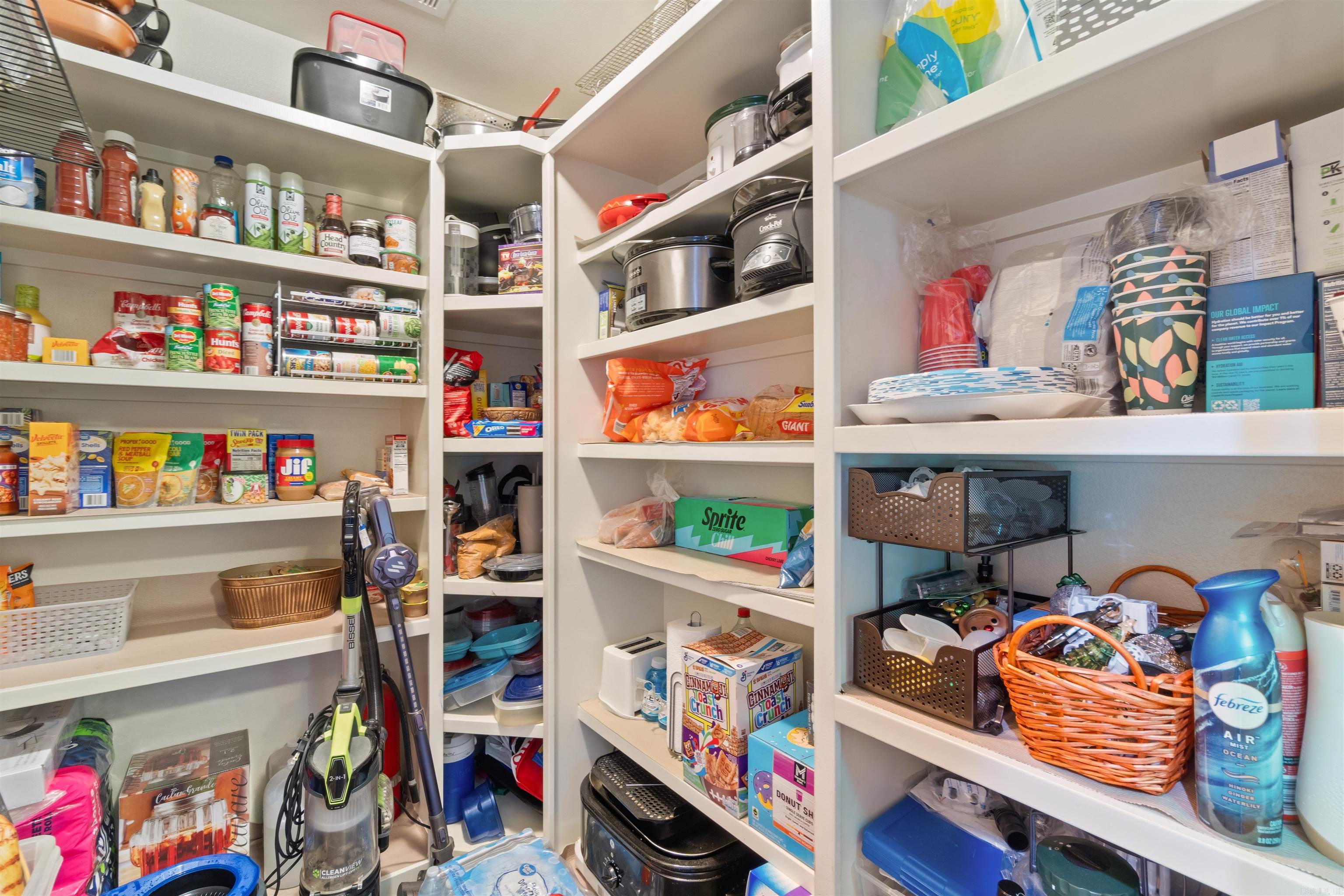 MAGNOLIA VILLAGE - Residential