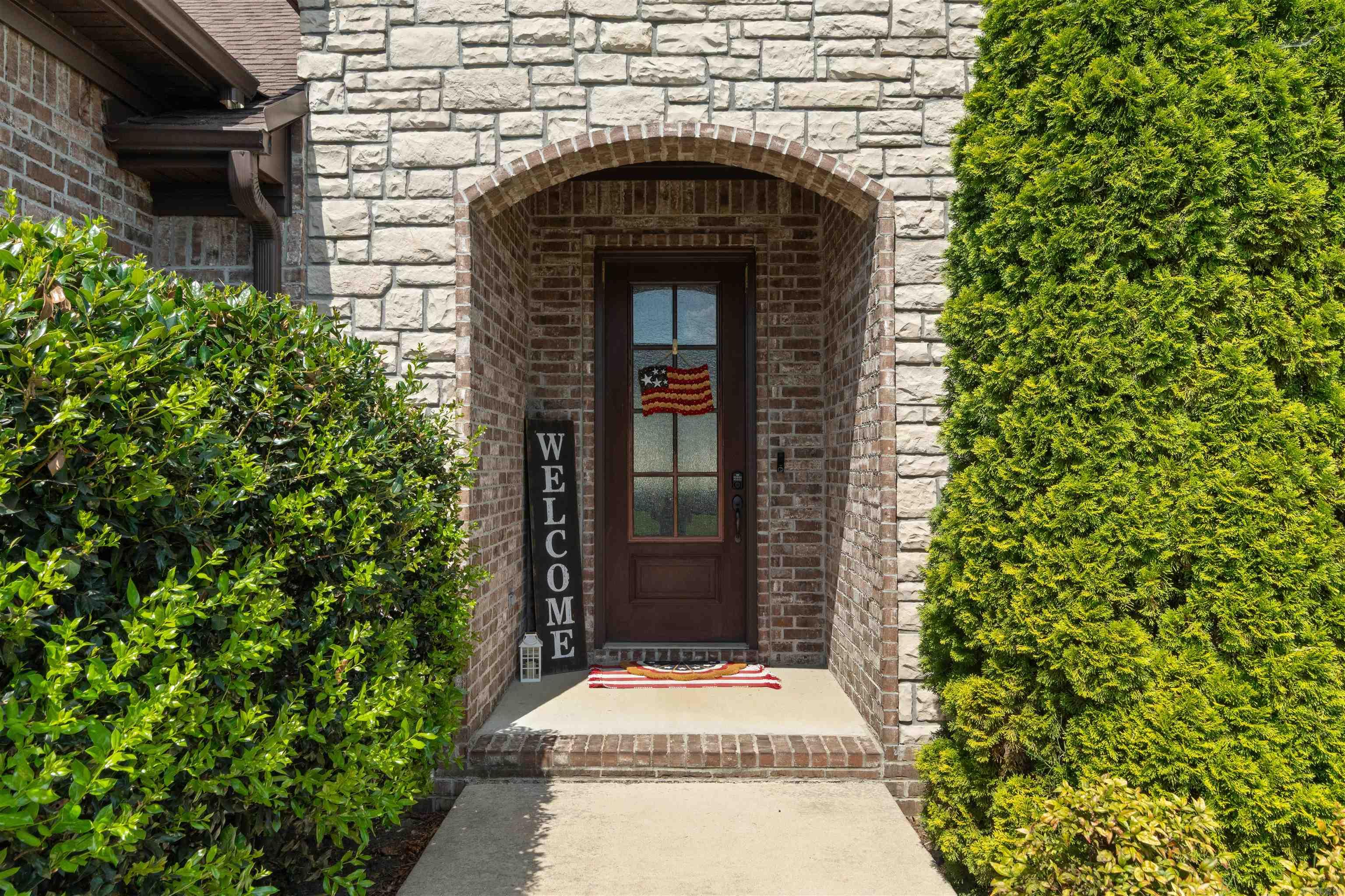 MAGNOLIA VILLAGE - Residential