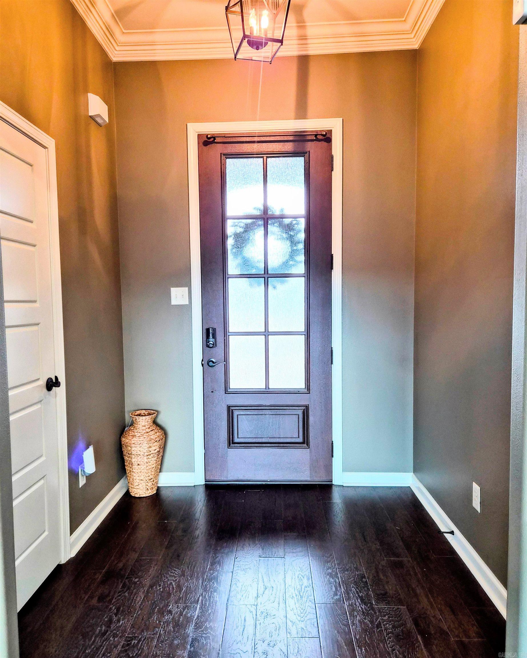 MAGNOLIA VILLAGE - Residential