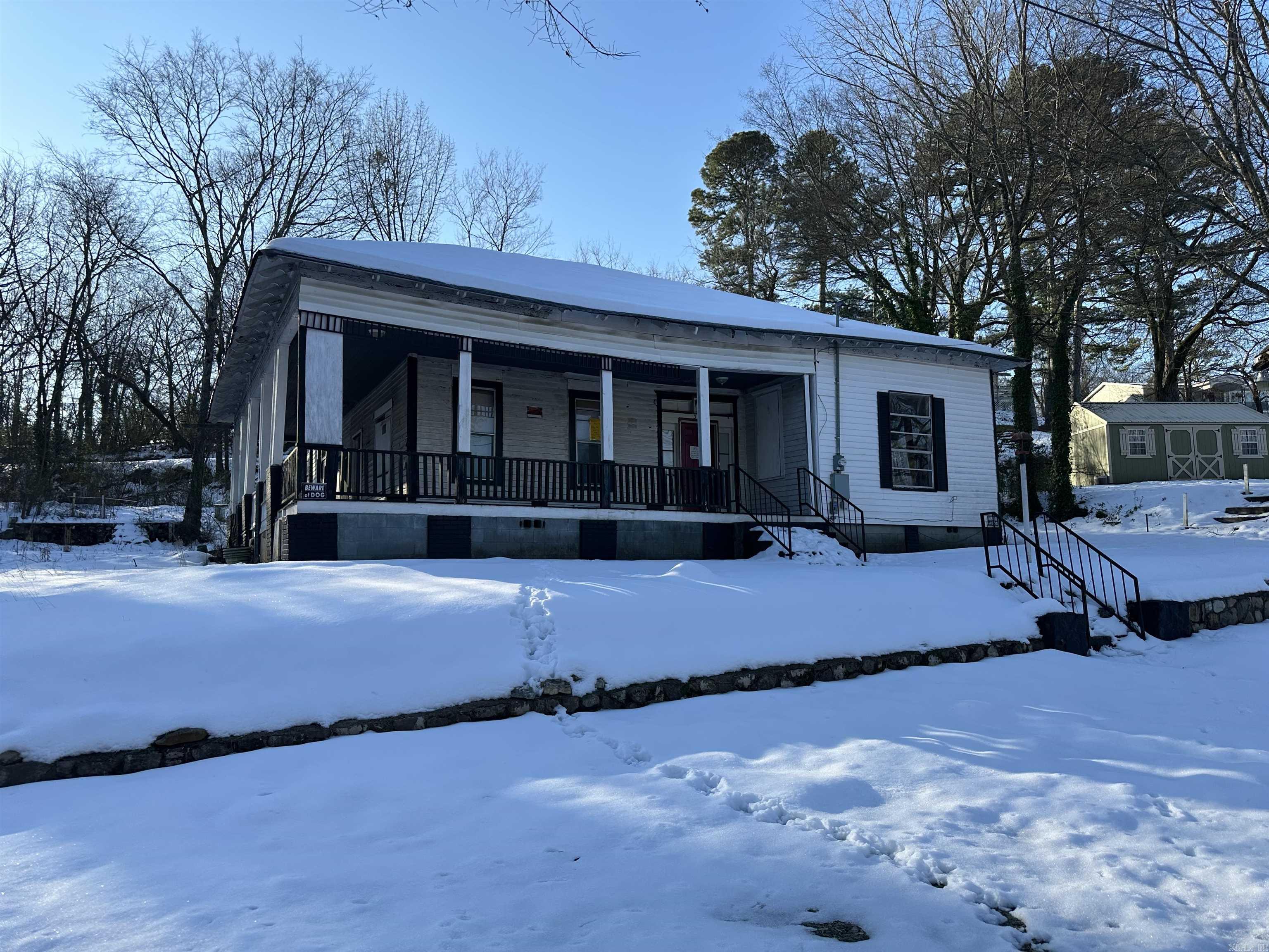 Investors and fixer-uppers take notice, this home is centrally located to everything Hot Springs has to offer. Will require extensive renovations, home is being sold as-is and seller is open to all negotiations.