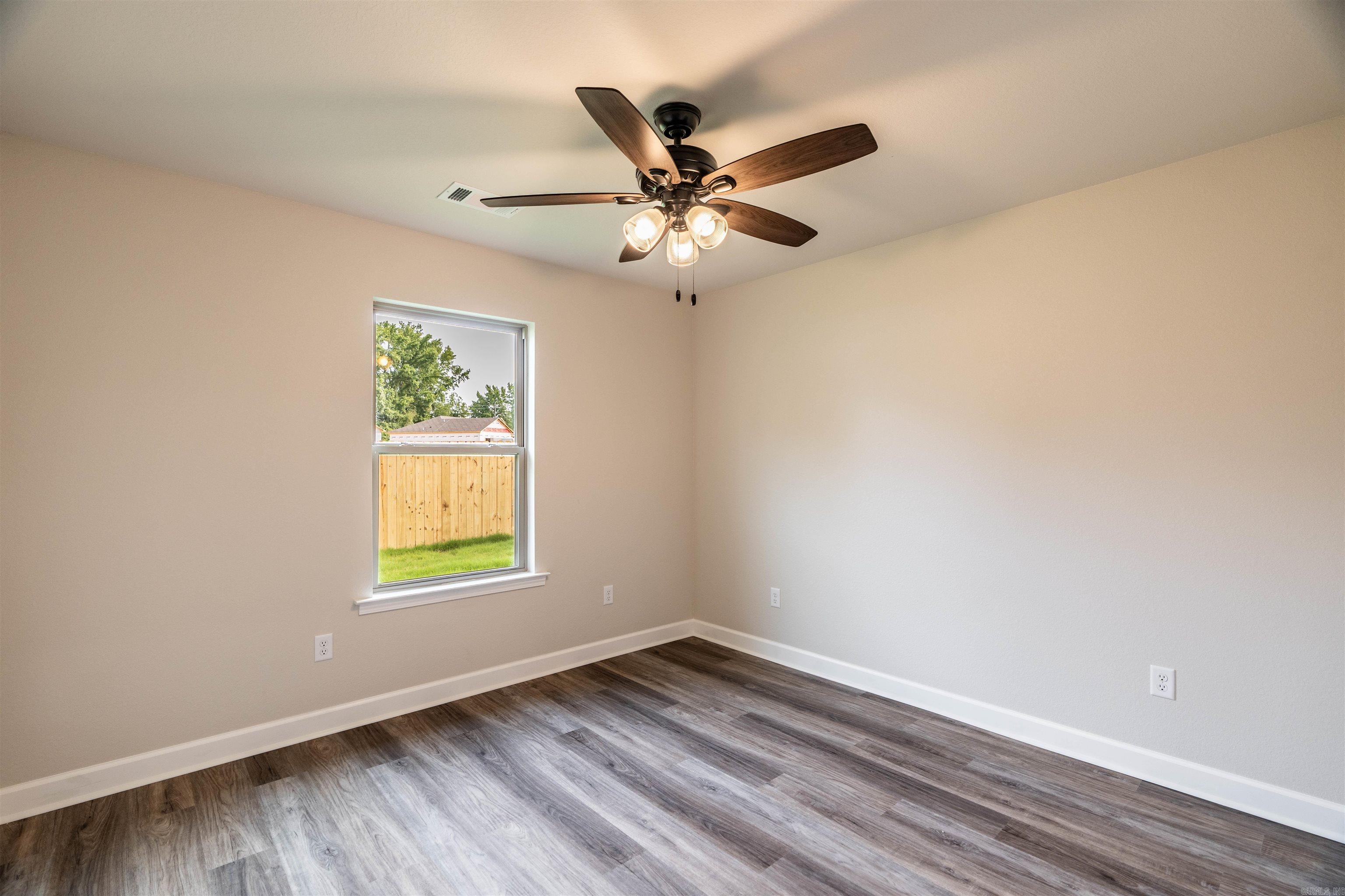 AUTUMN BROOKE - Residential