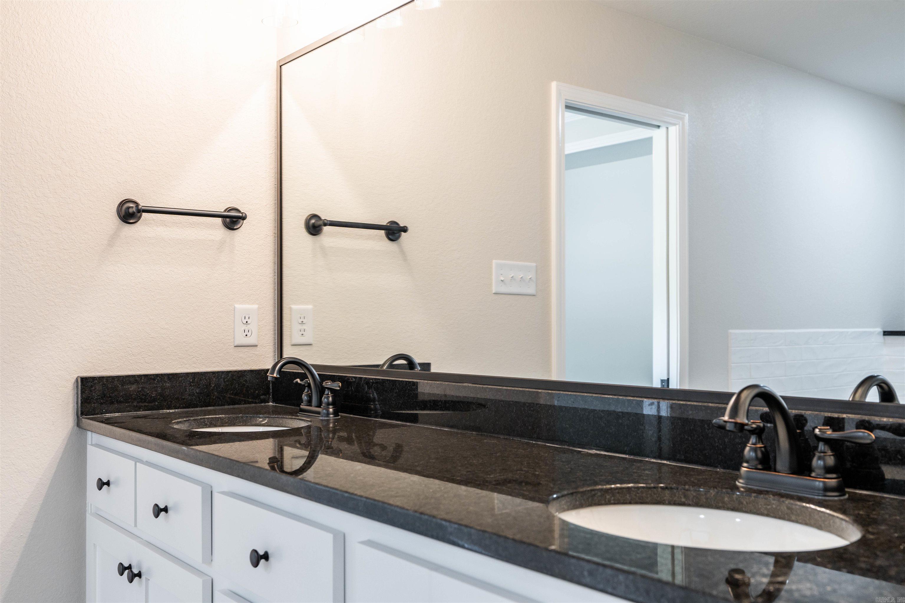 AUTUMN BROOKE - Residential