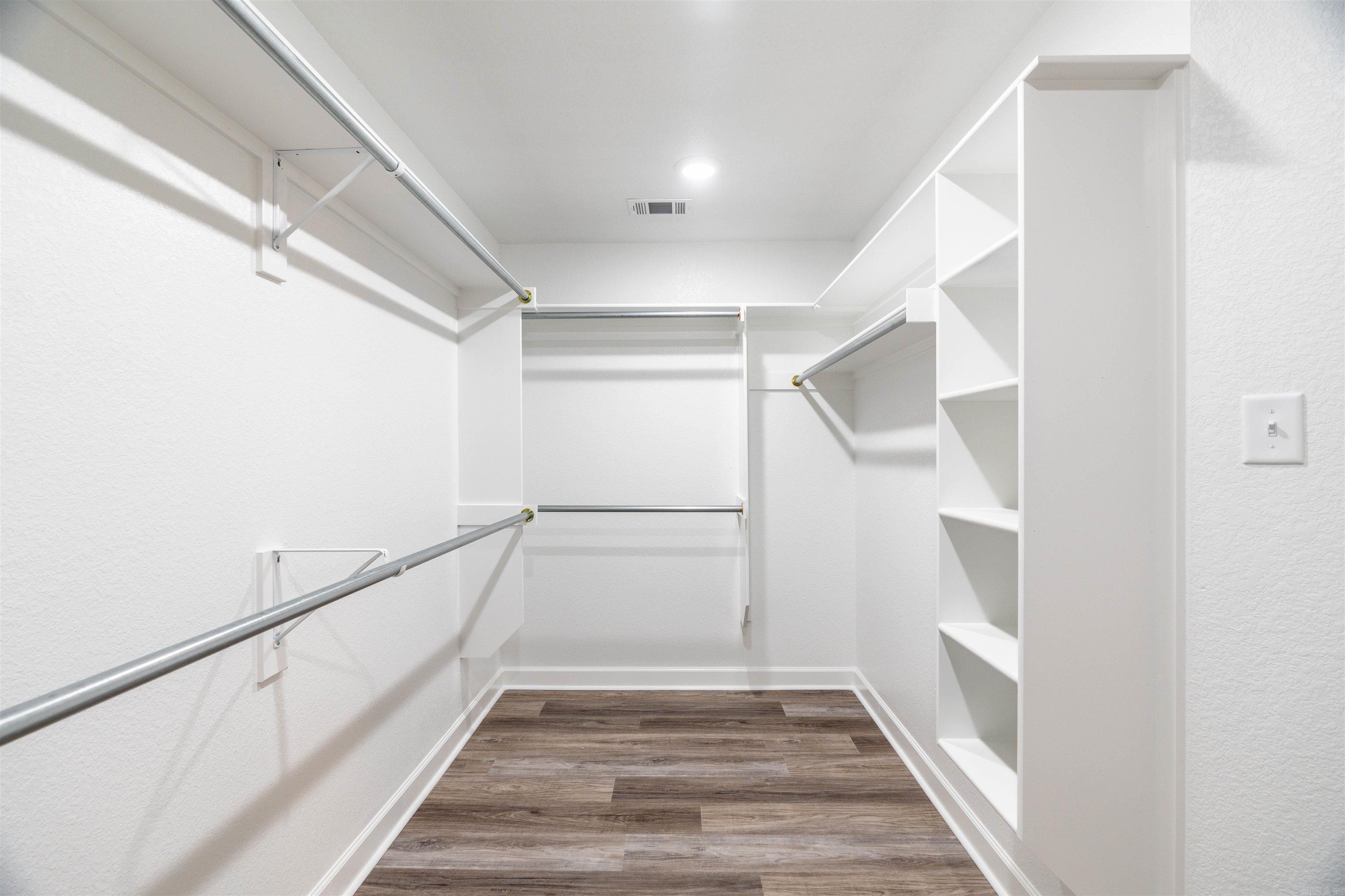 AUTUMN BROOKE - Residential