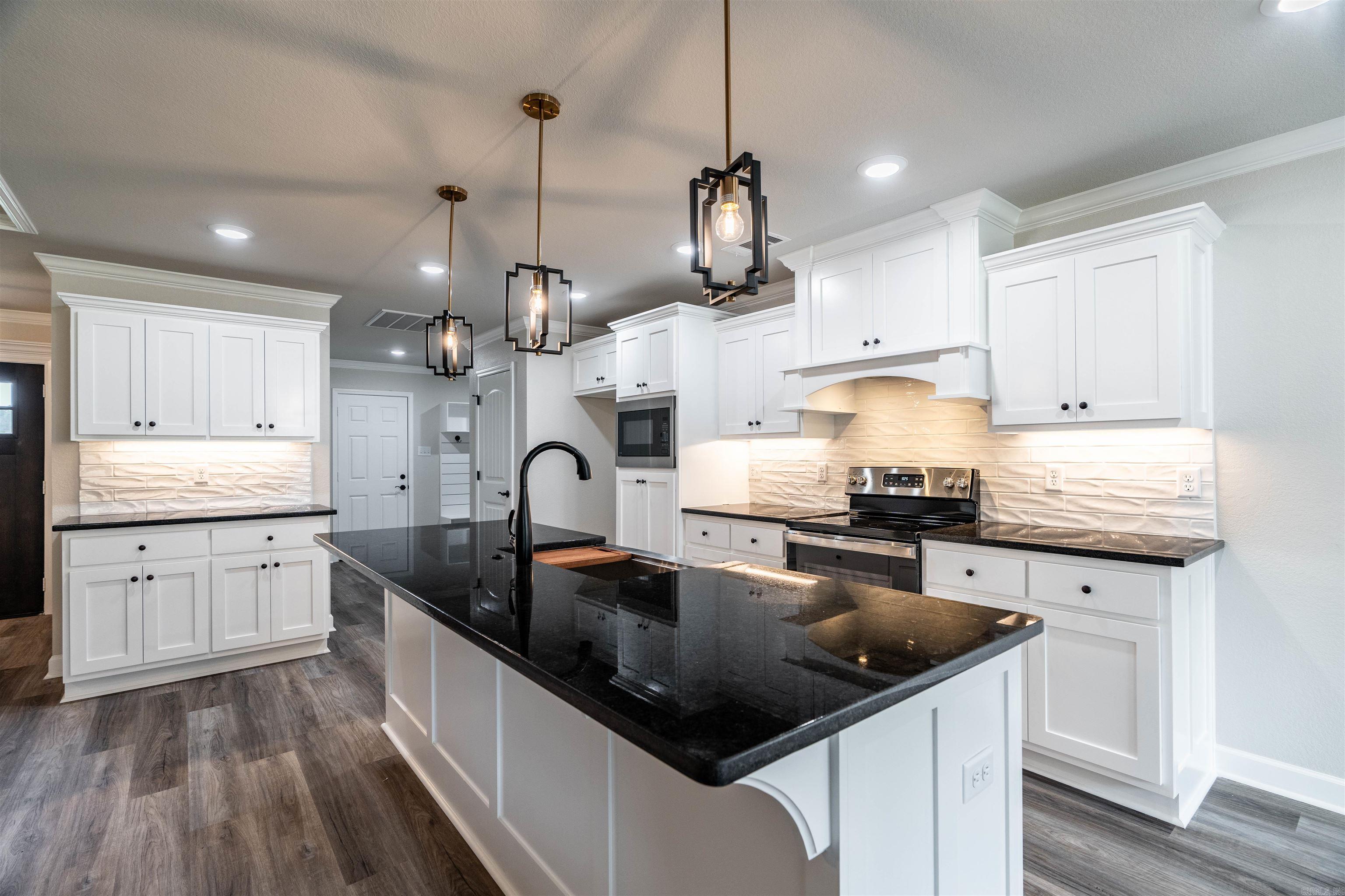 AUTUMN BROOKE - Residential