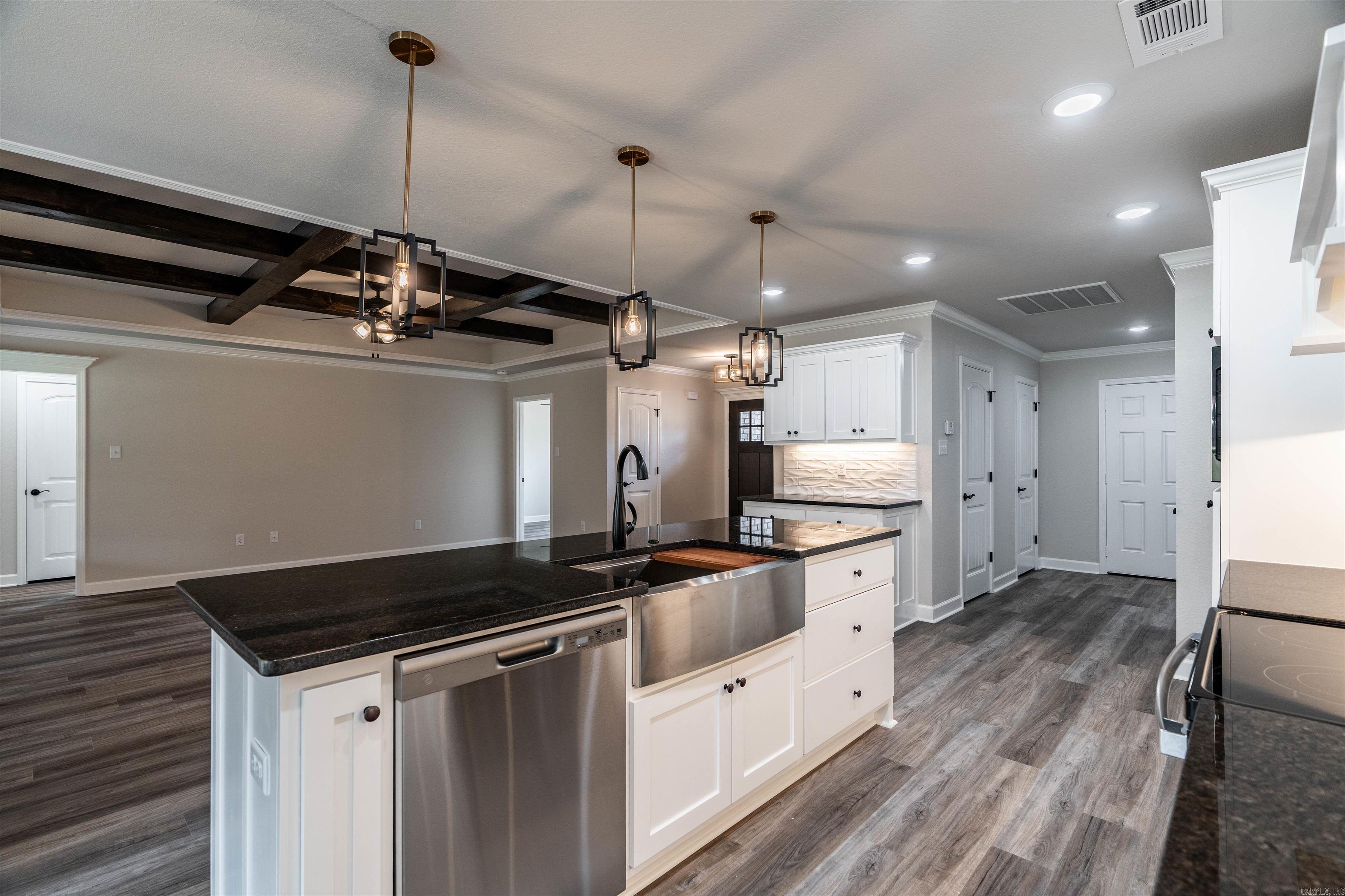 AUTUMN BROOKE - Residential