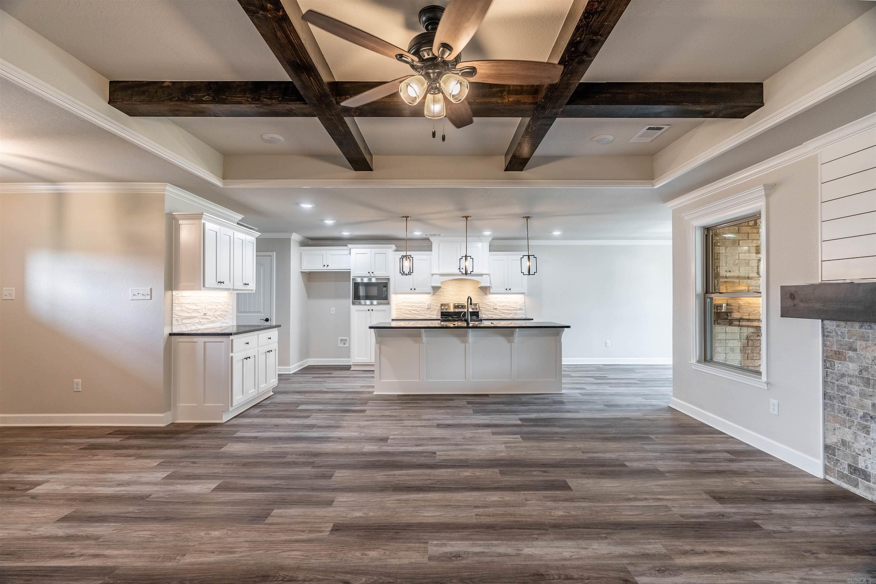 AUTUMN BROOKE - Residential