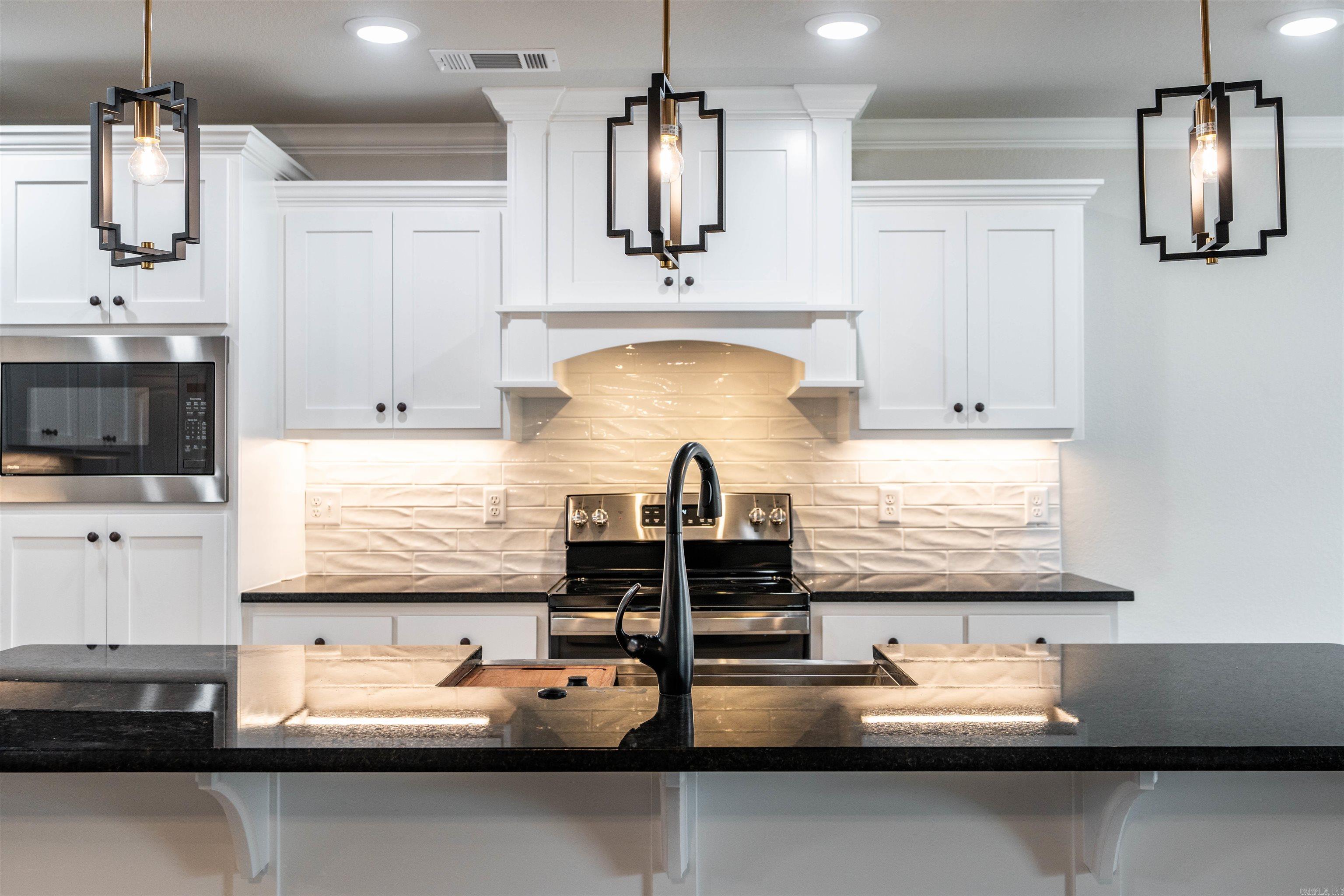 AUTUMN BROOKE - Residential