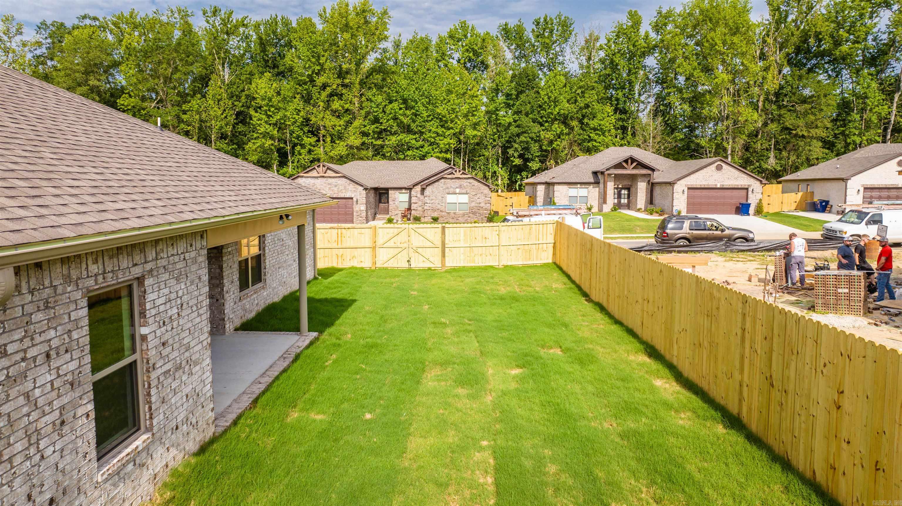 AUTUMN BROOKE - Residential