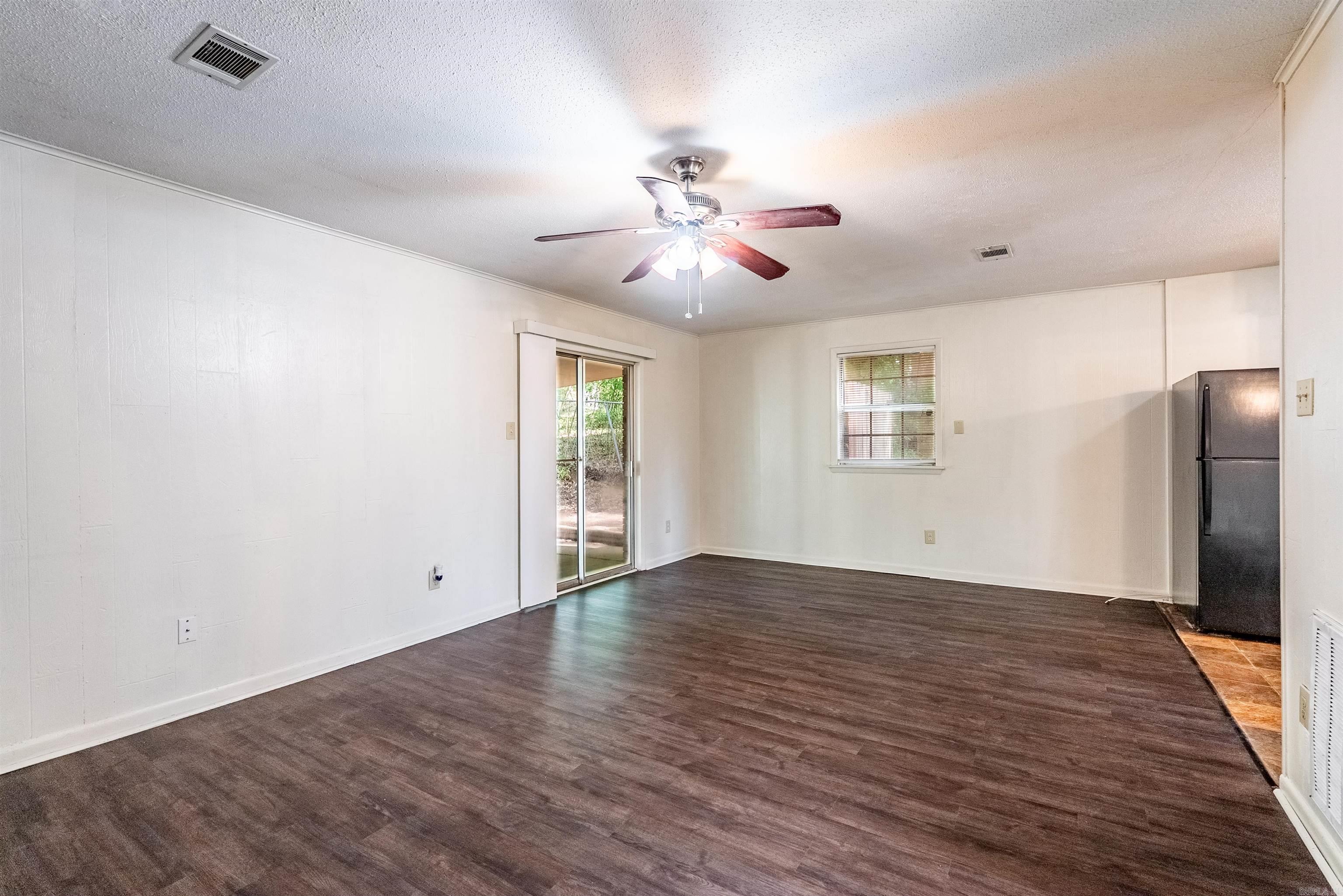 PARKWOOD - Residential