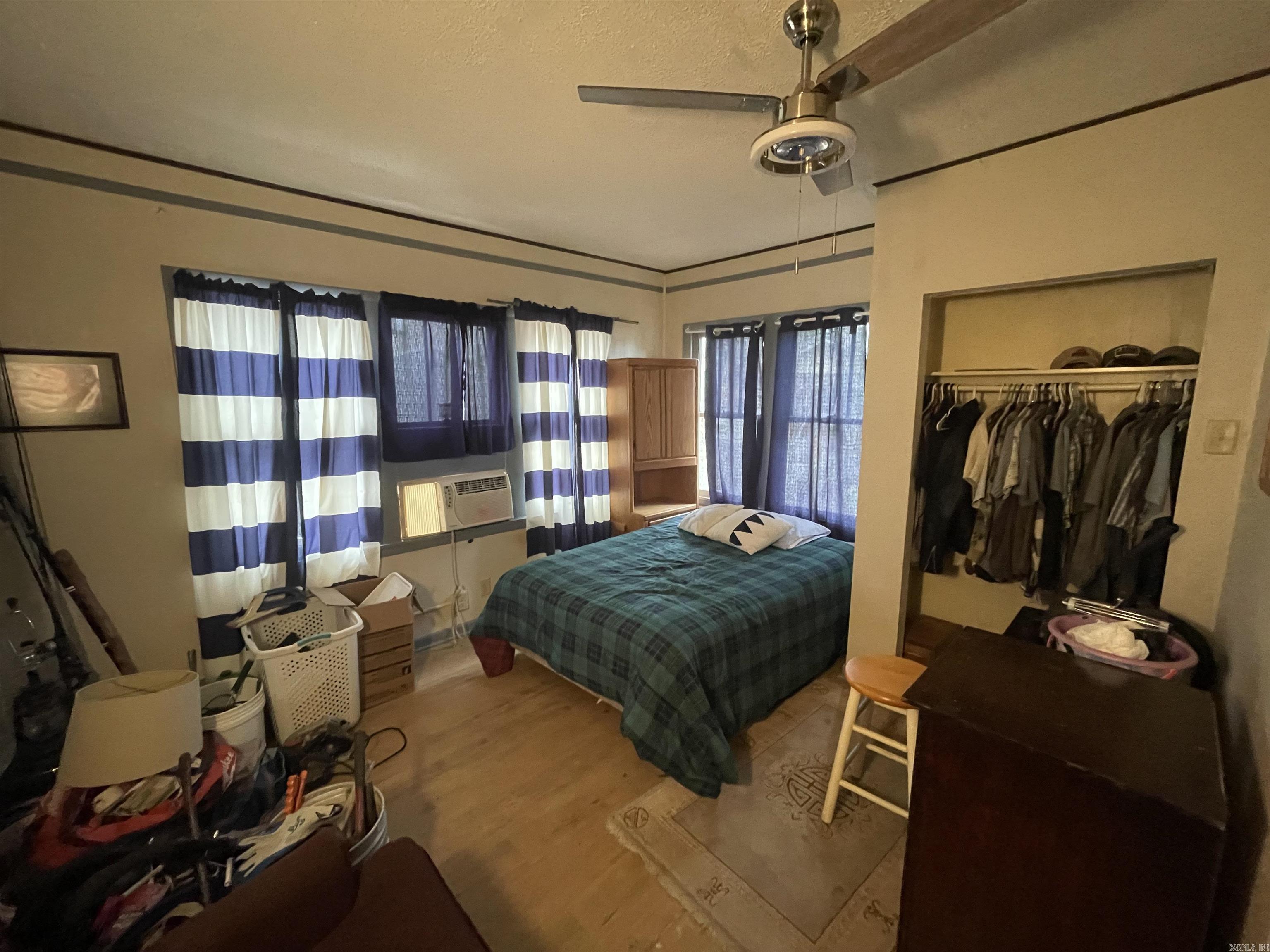 Morrison & Belding - Residential