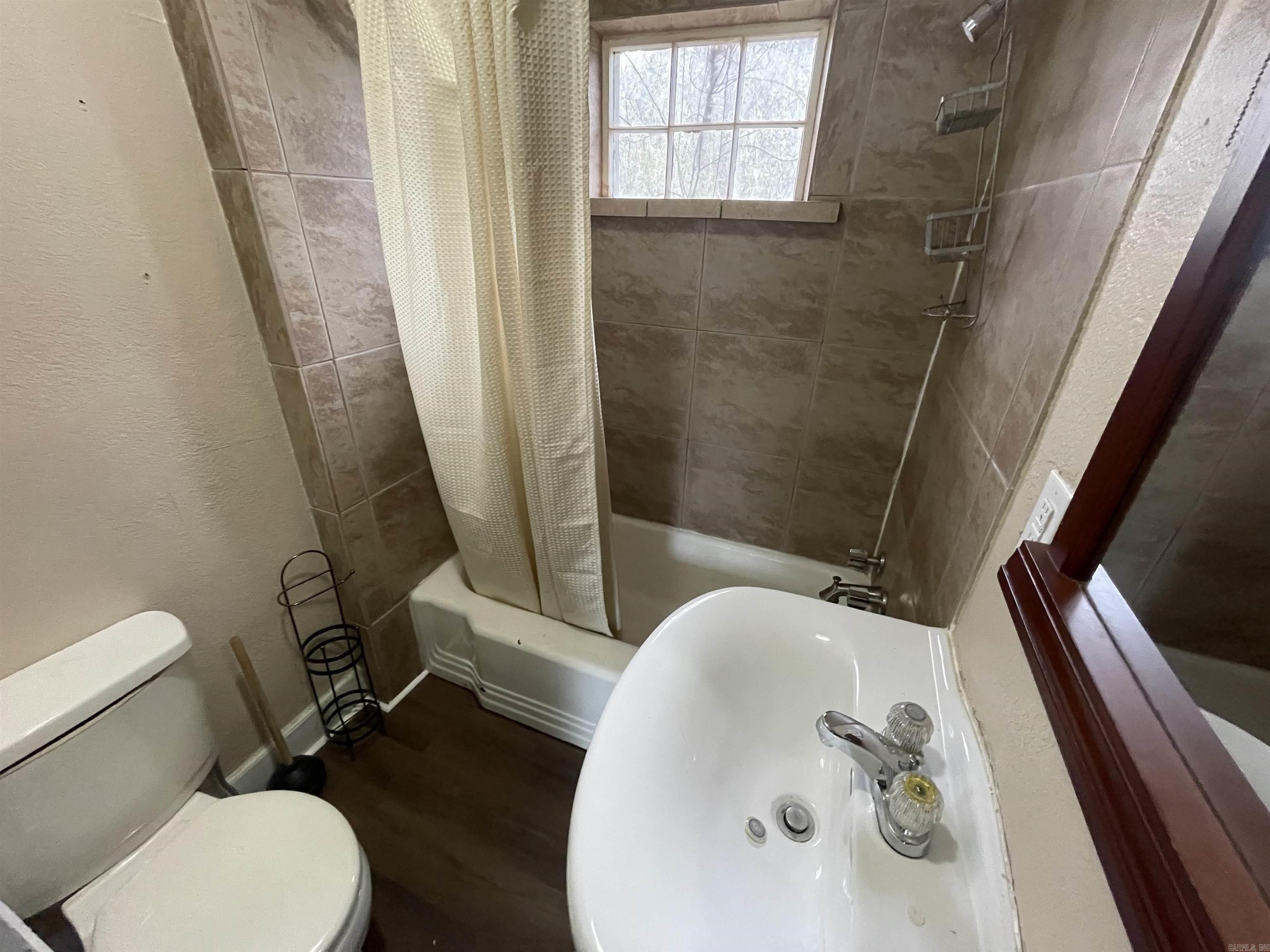 Morrison & Belding - Residential