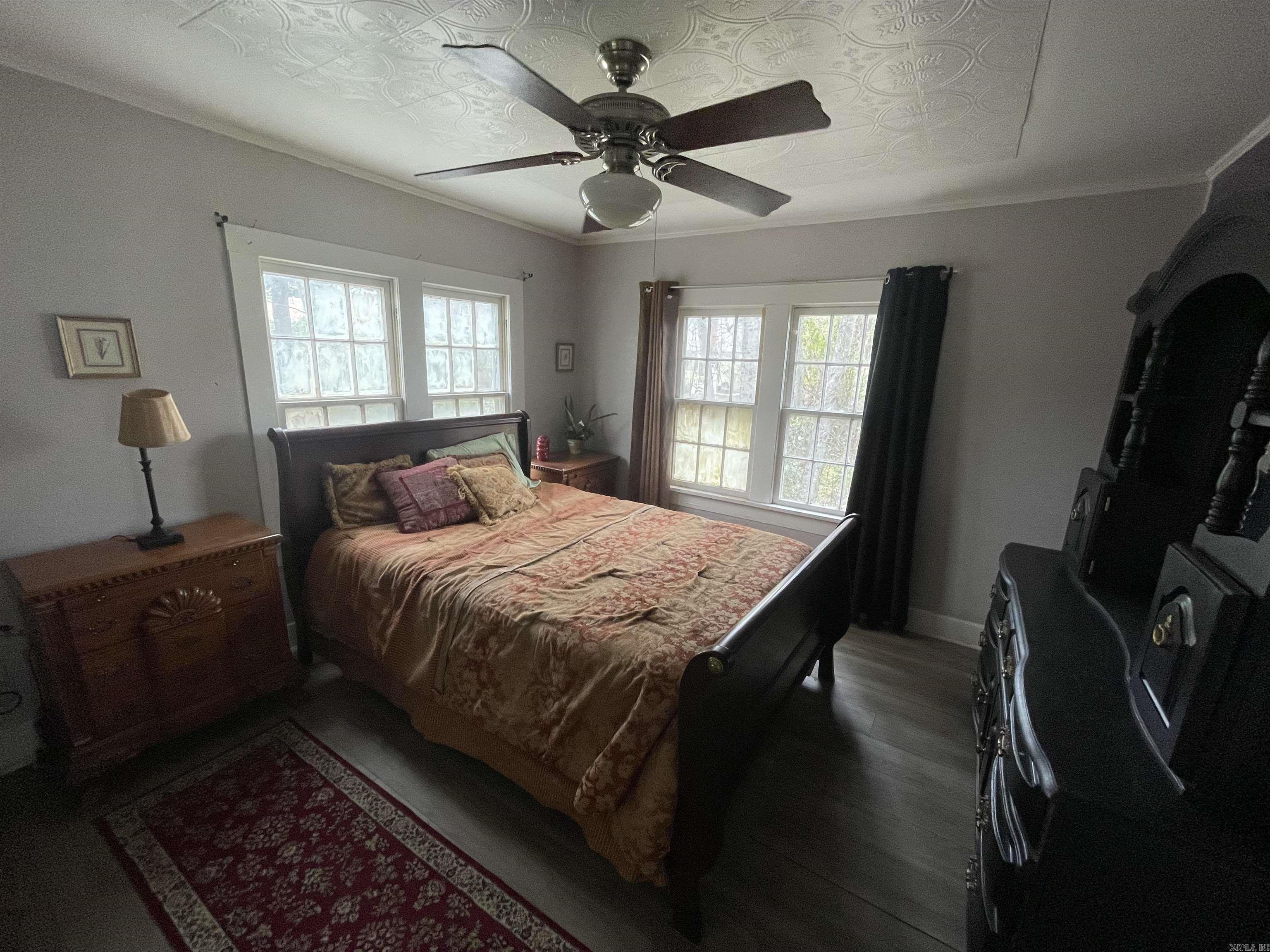 Morrison & Belding - Residential