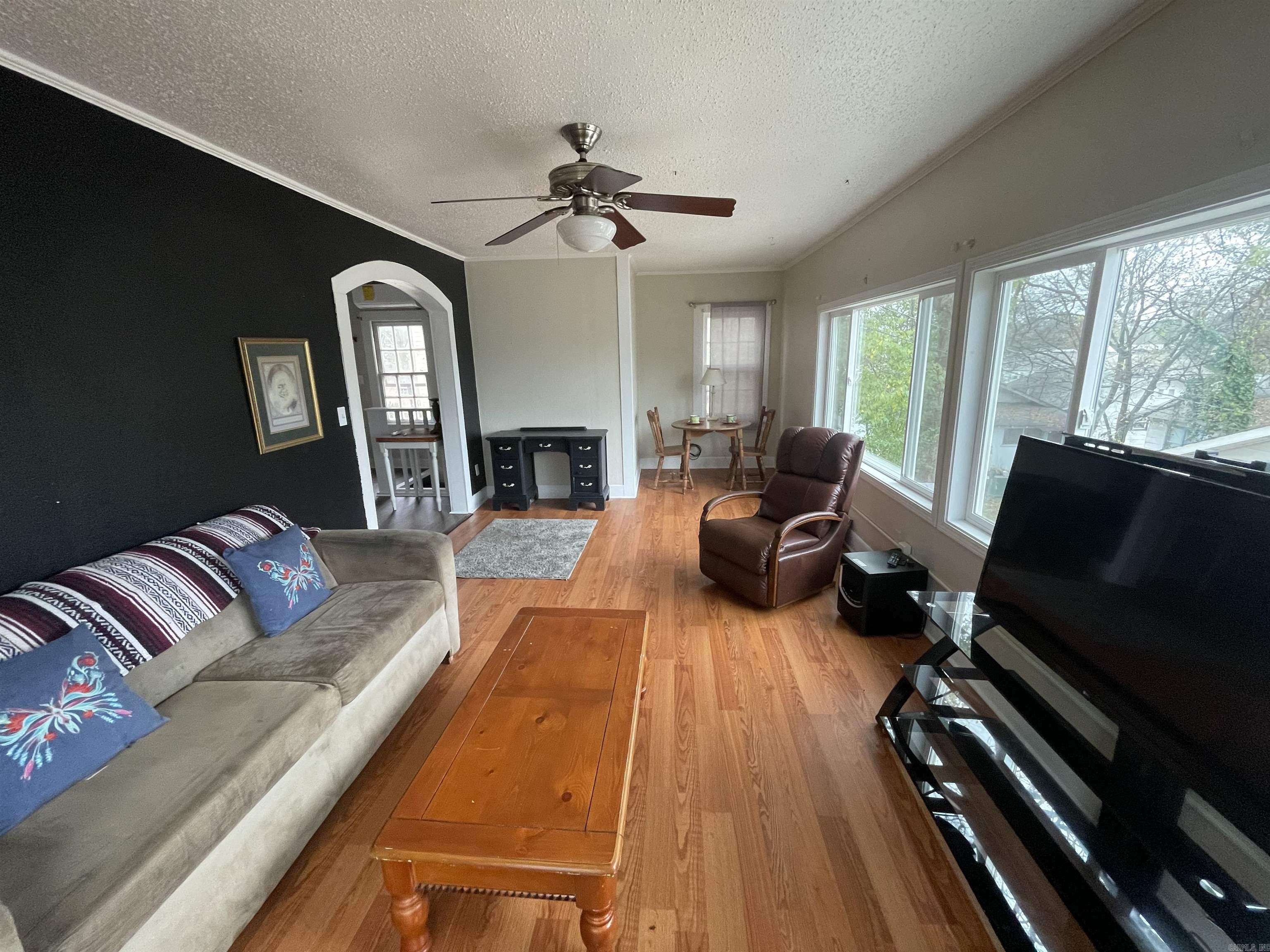 Morrison & Belding - Residential