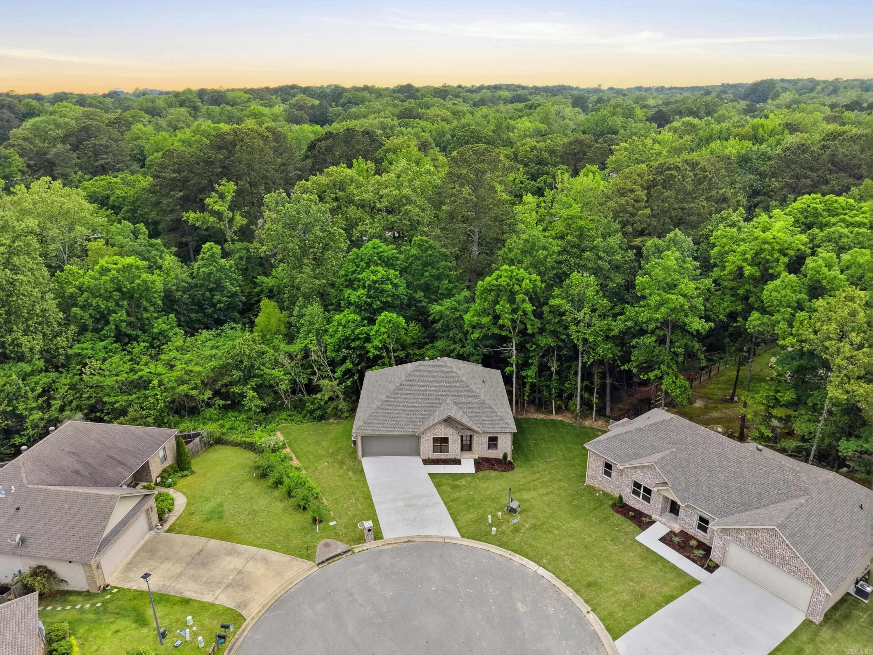 PLEASANT FOREST - Residential