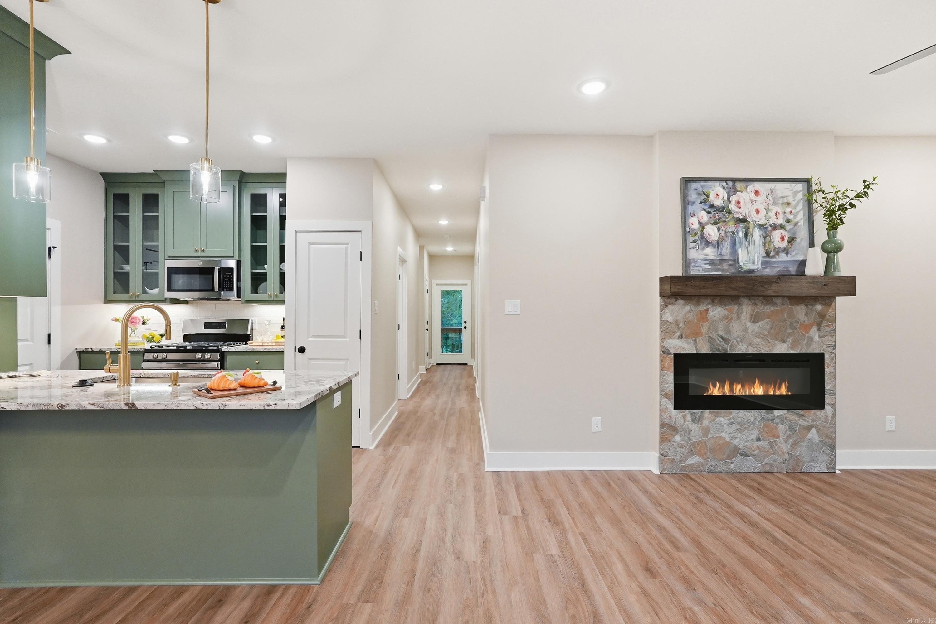 PLEASANT FOREST - Residential