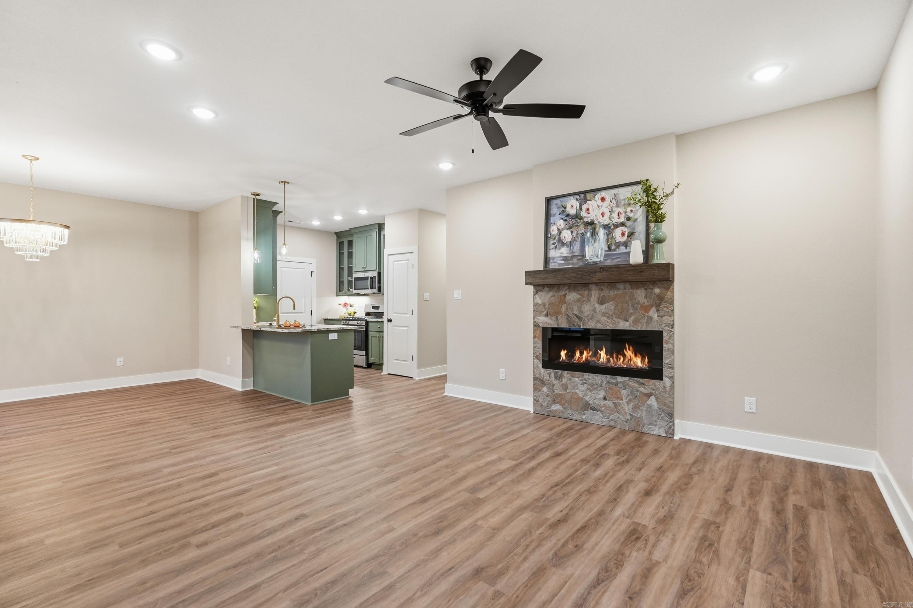 PLEASANT FOREST - Residential