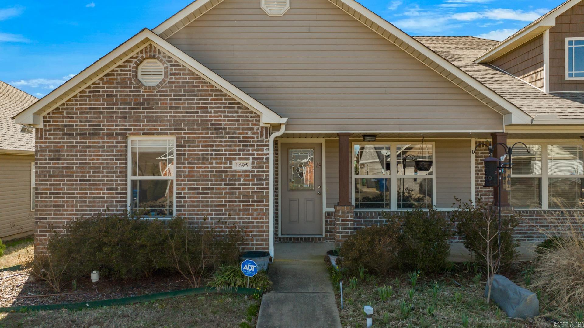 CROSSING ON THE GREEN P.U.D. - Residential