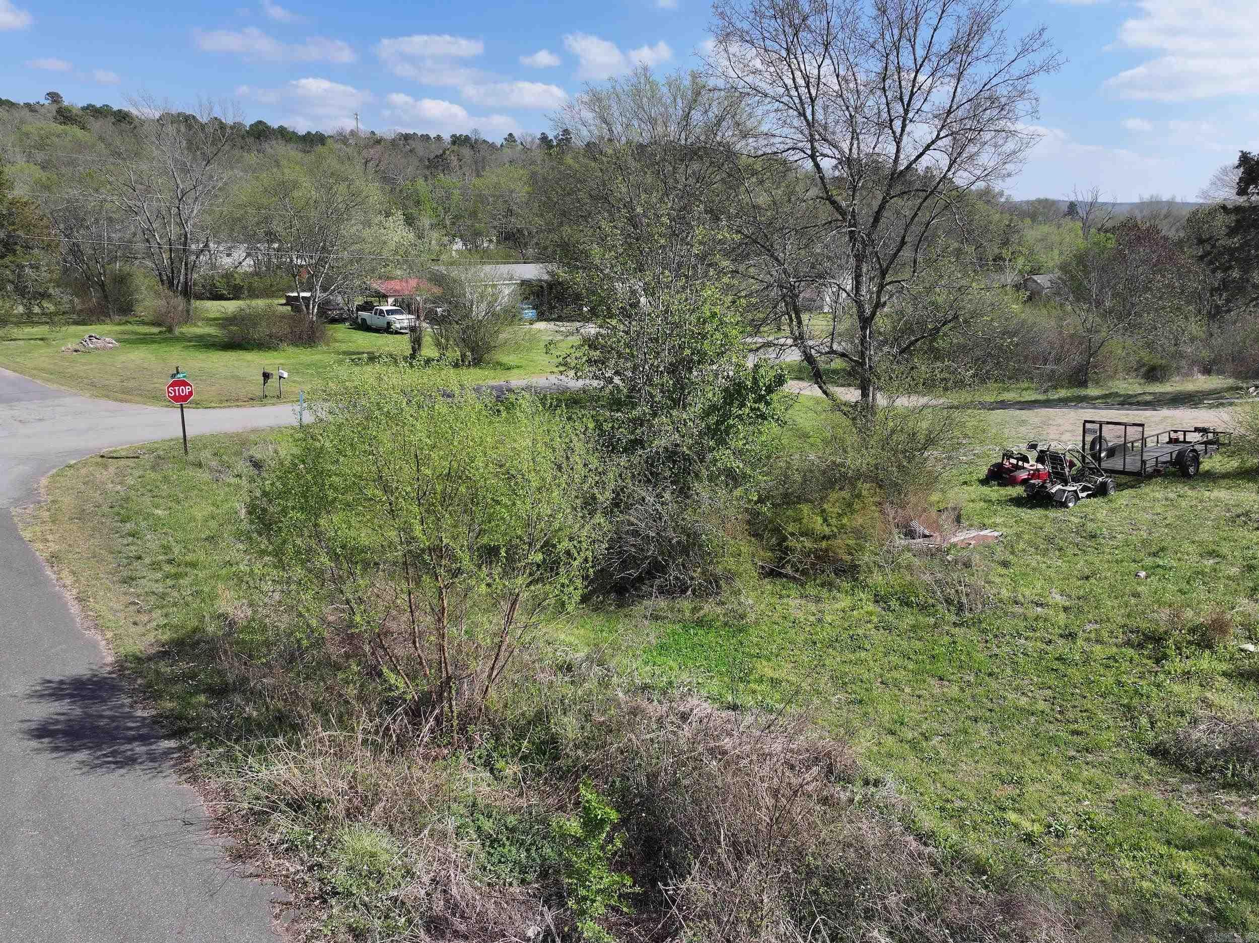 EAST BLACK SPRINGS - Land