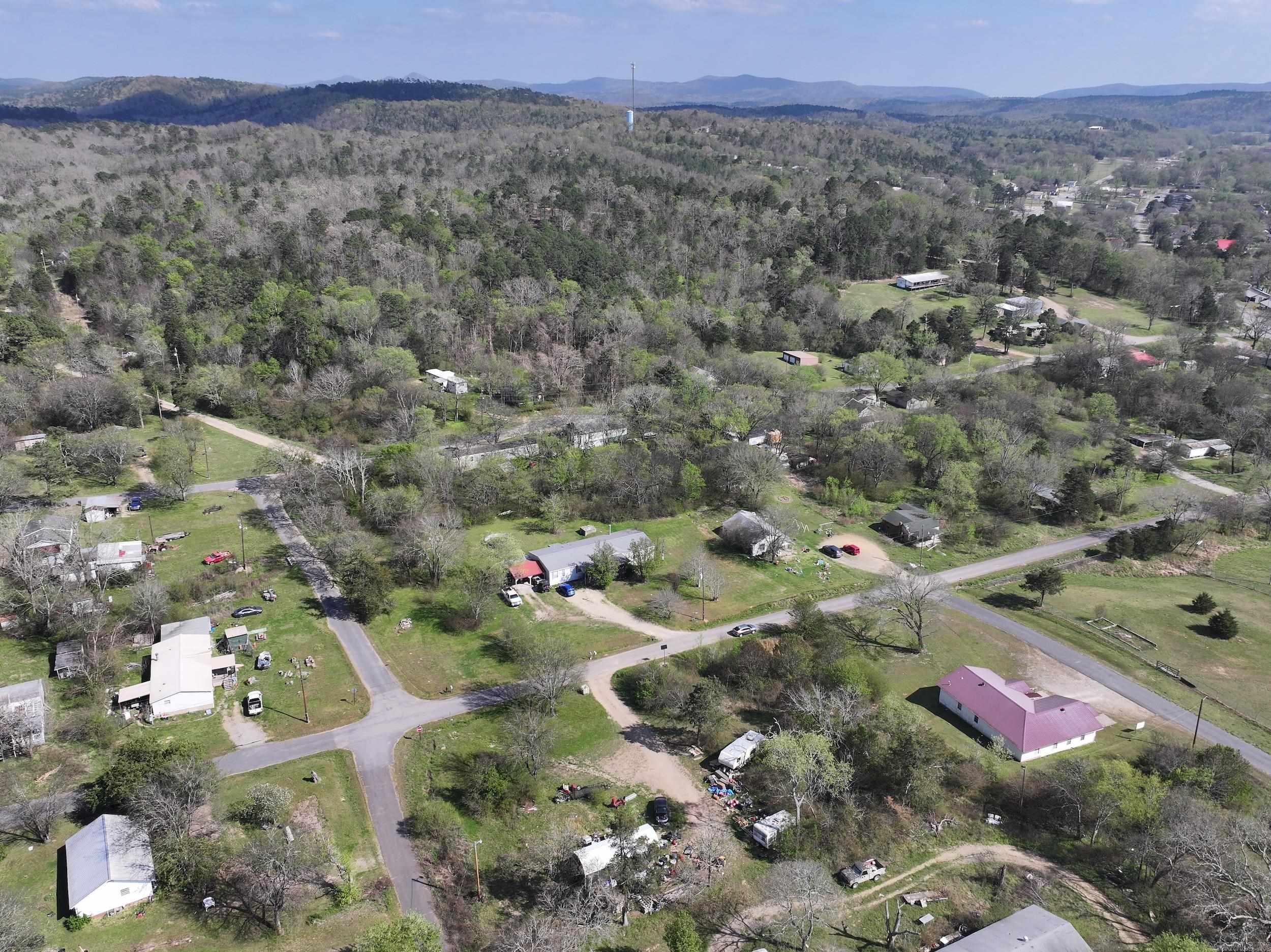 EAST BLACK SPRINGS - Land