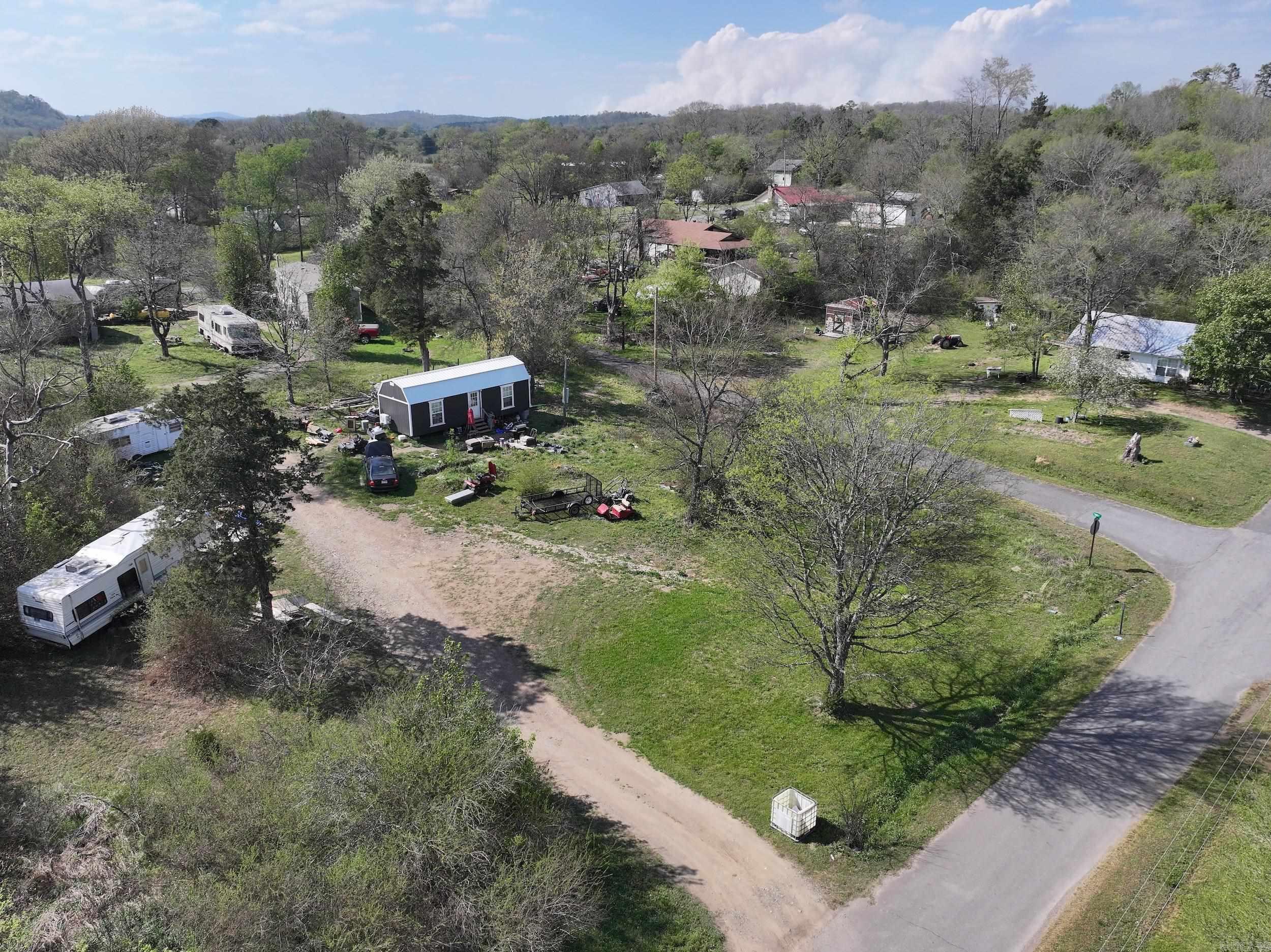 EAST BLACK SPRINGS - Land