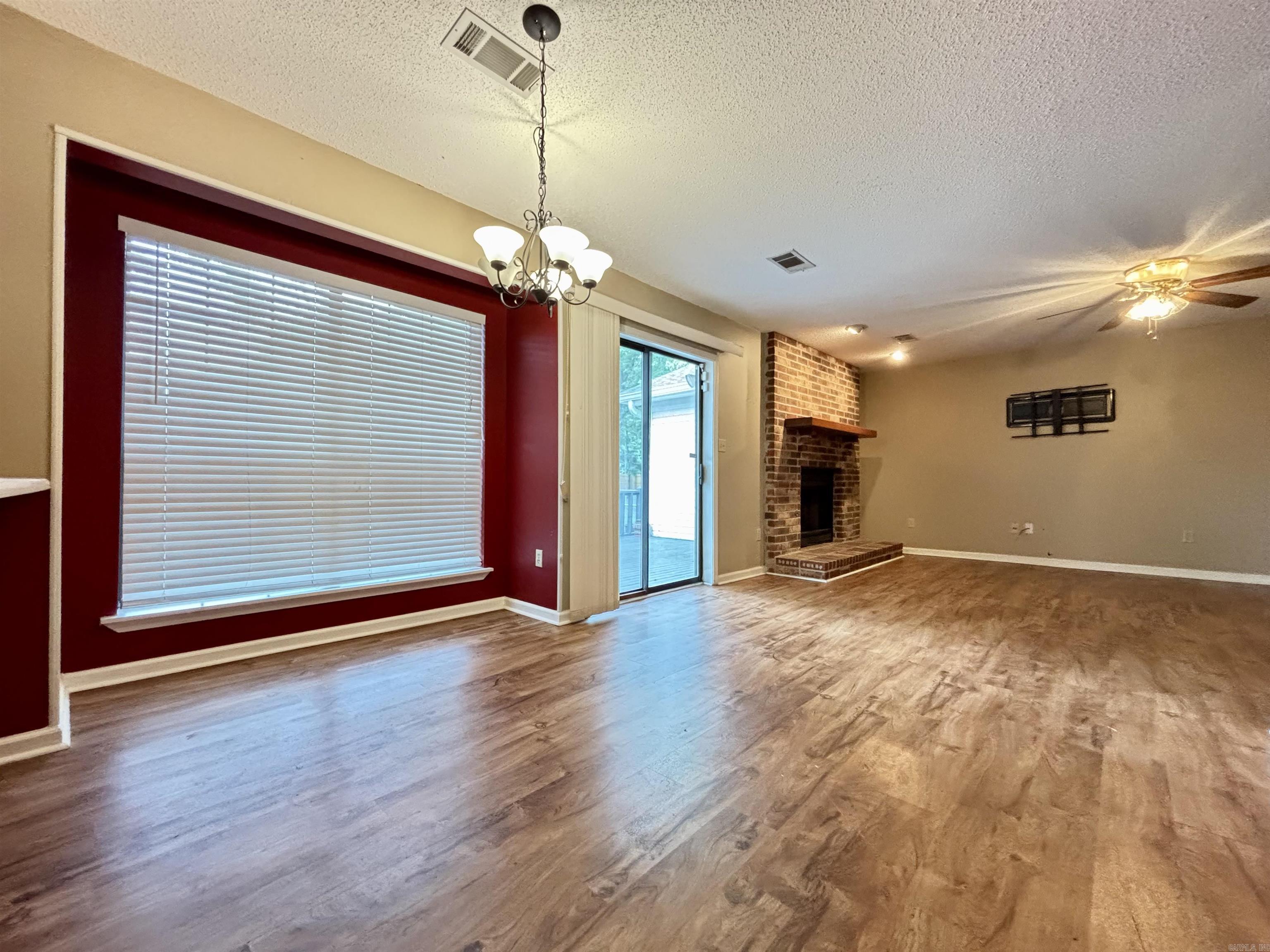 CRYSTAL VALLEY MANOR - Residential