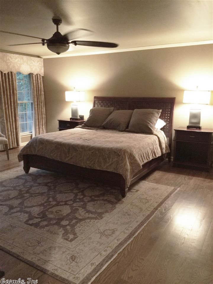 CHENAL VALLEY CHENAL CIRCLE - Residential