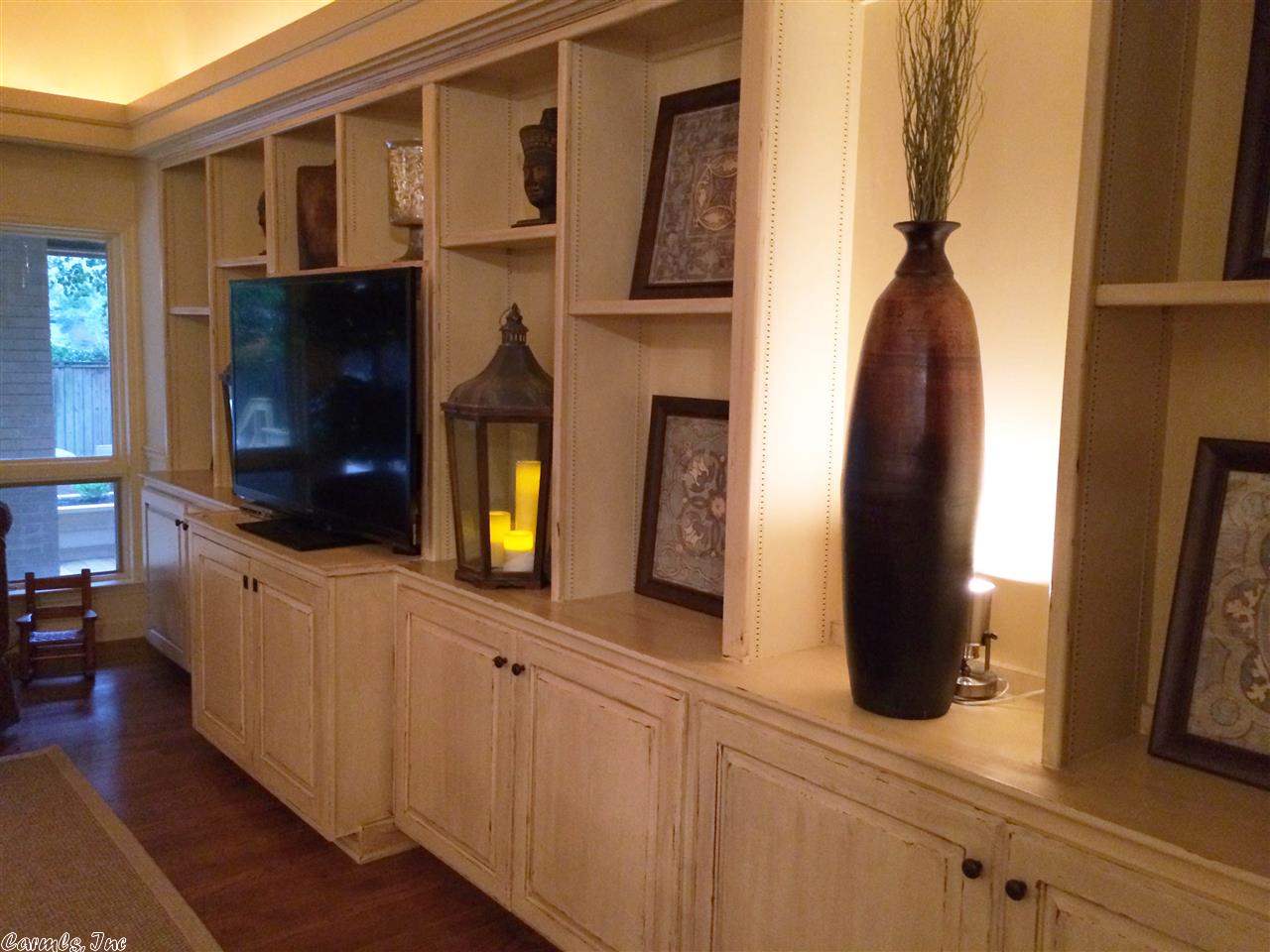 CHENAL VALLEY CHENAL CIRCLE - Residential