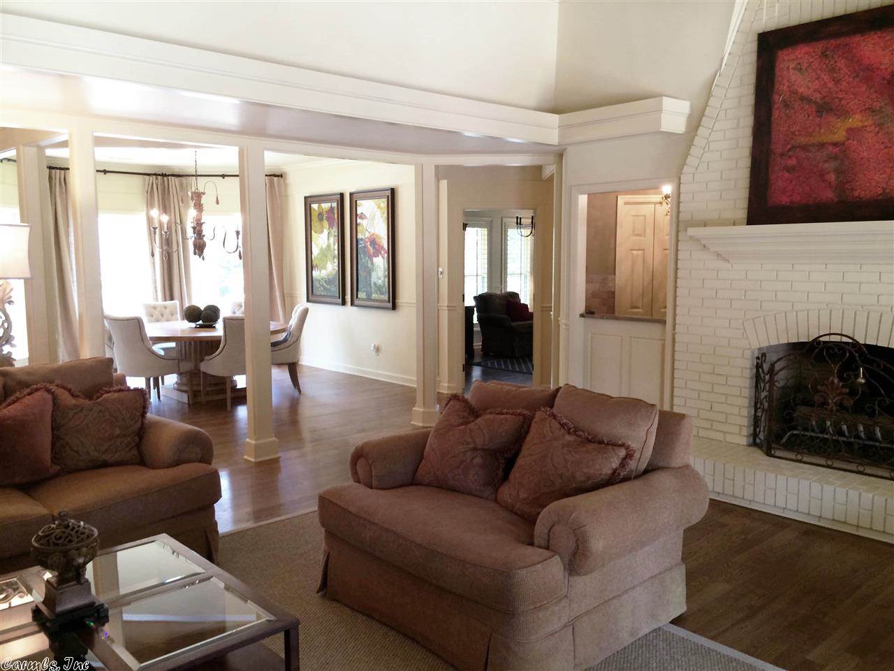 CHENAL VALLEY CHENAL CIRCLE - Residential